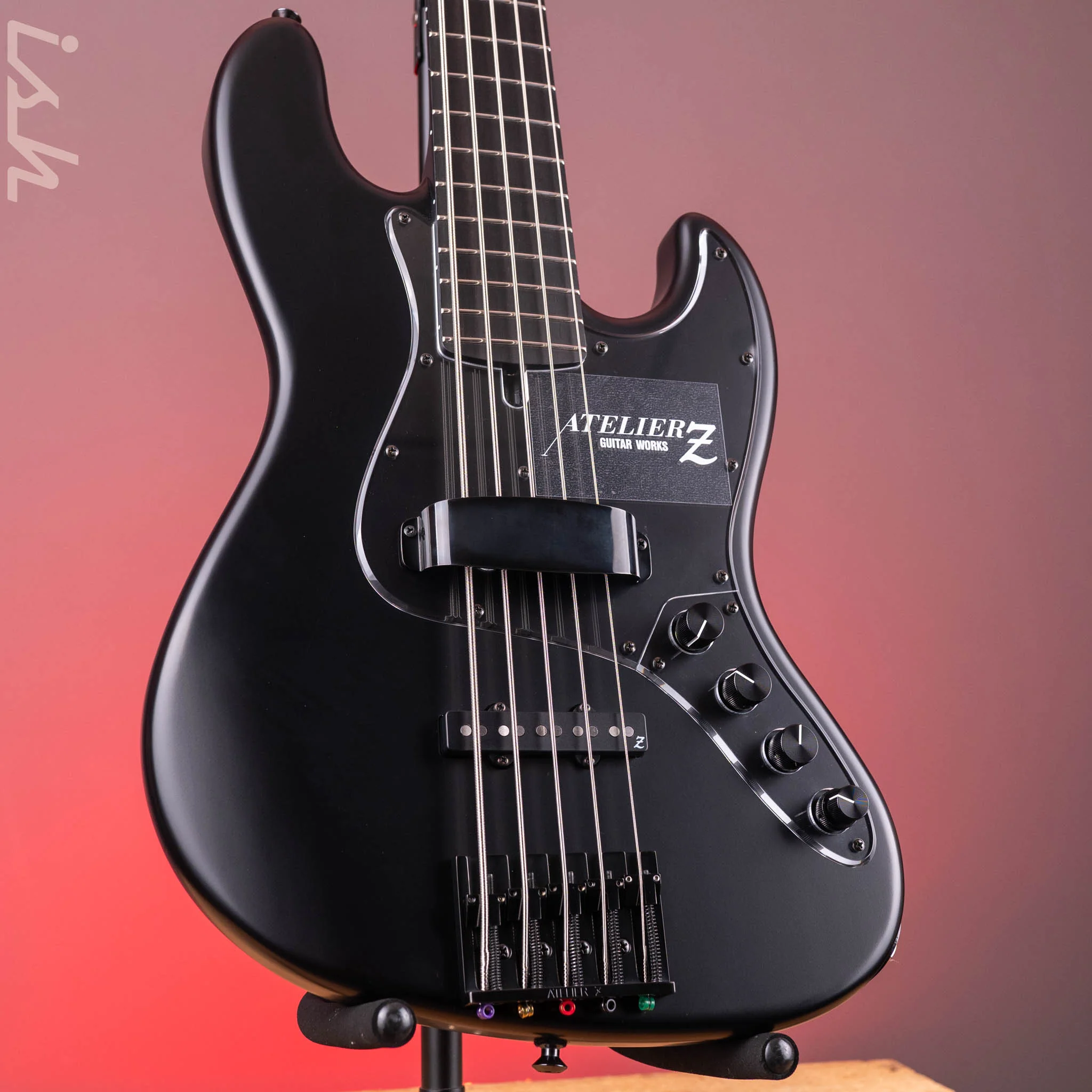 Atelier Z M265 Satin Black