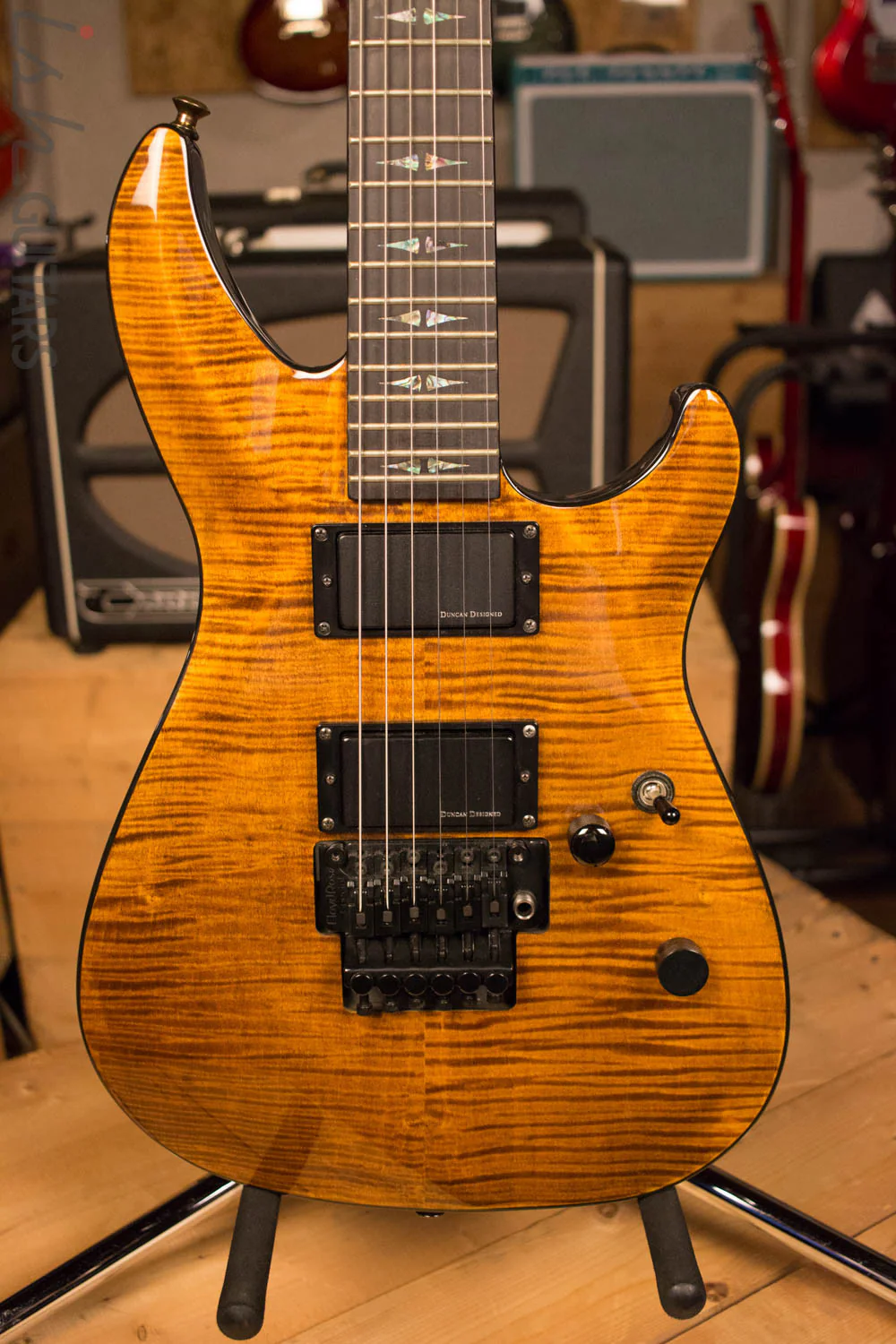 B.C. Rich Villain Veil