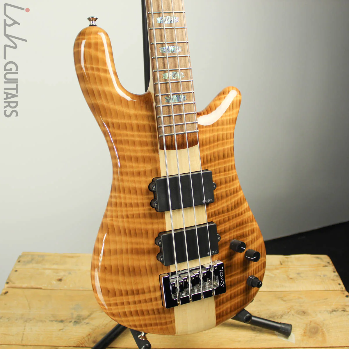 NAMM 2018 Spector NS-4 High Gloss 4 String Flamed Redwood HH