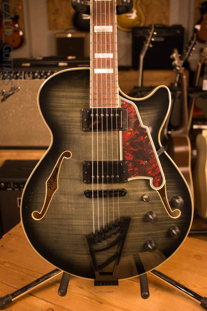 D’Angelico Excel EX-SS Laminated Flame Maple Grey Black Store Demo