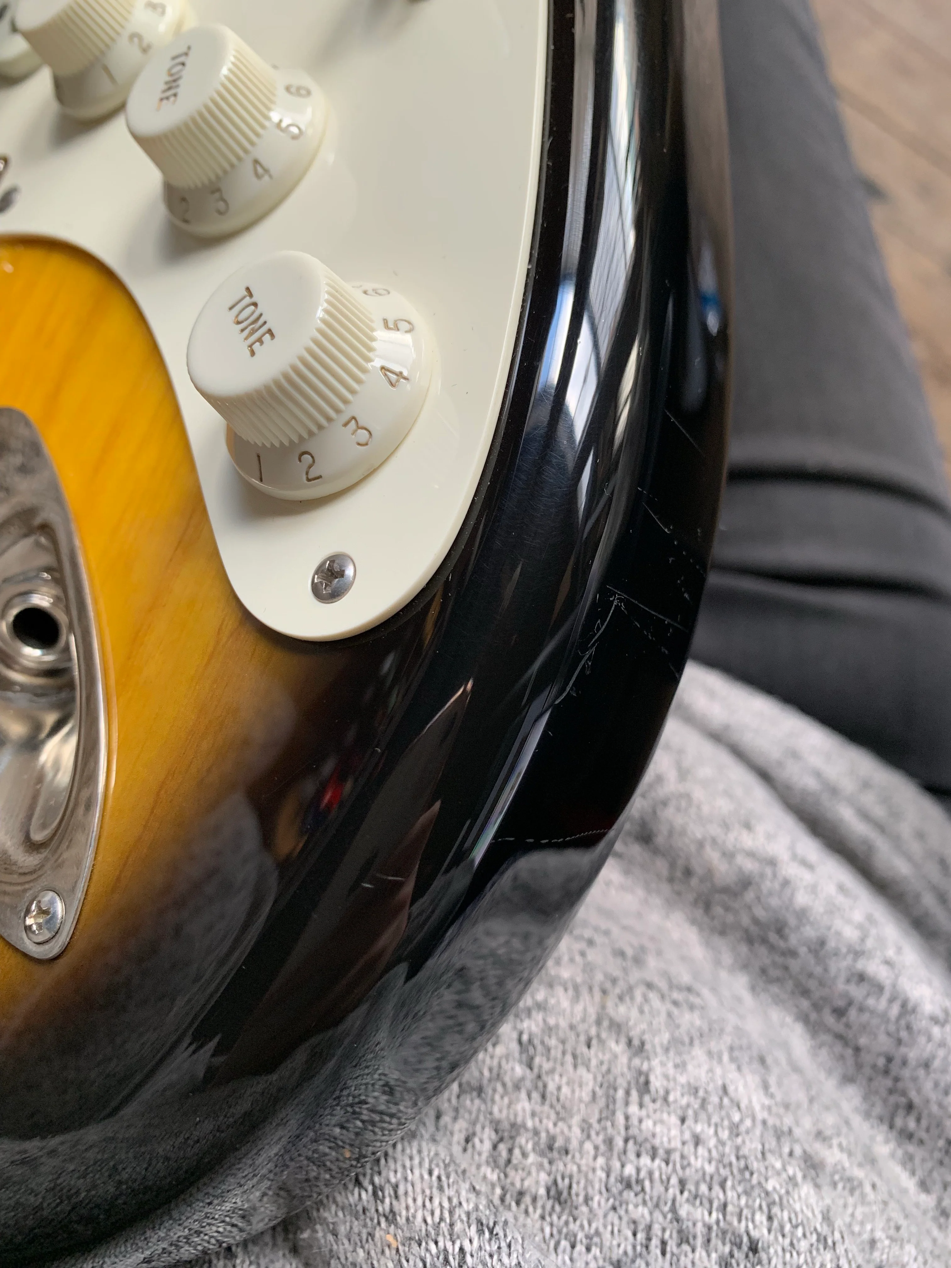 2014 D’Pergo Vintage Limited Strat Tobacco Sunburst - Image 18