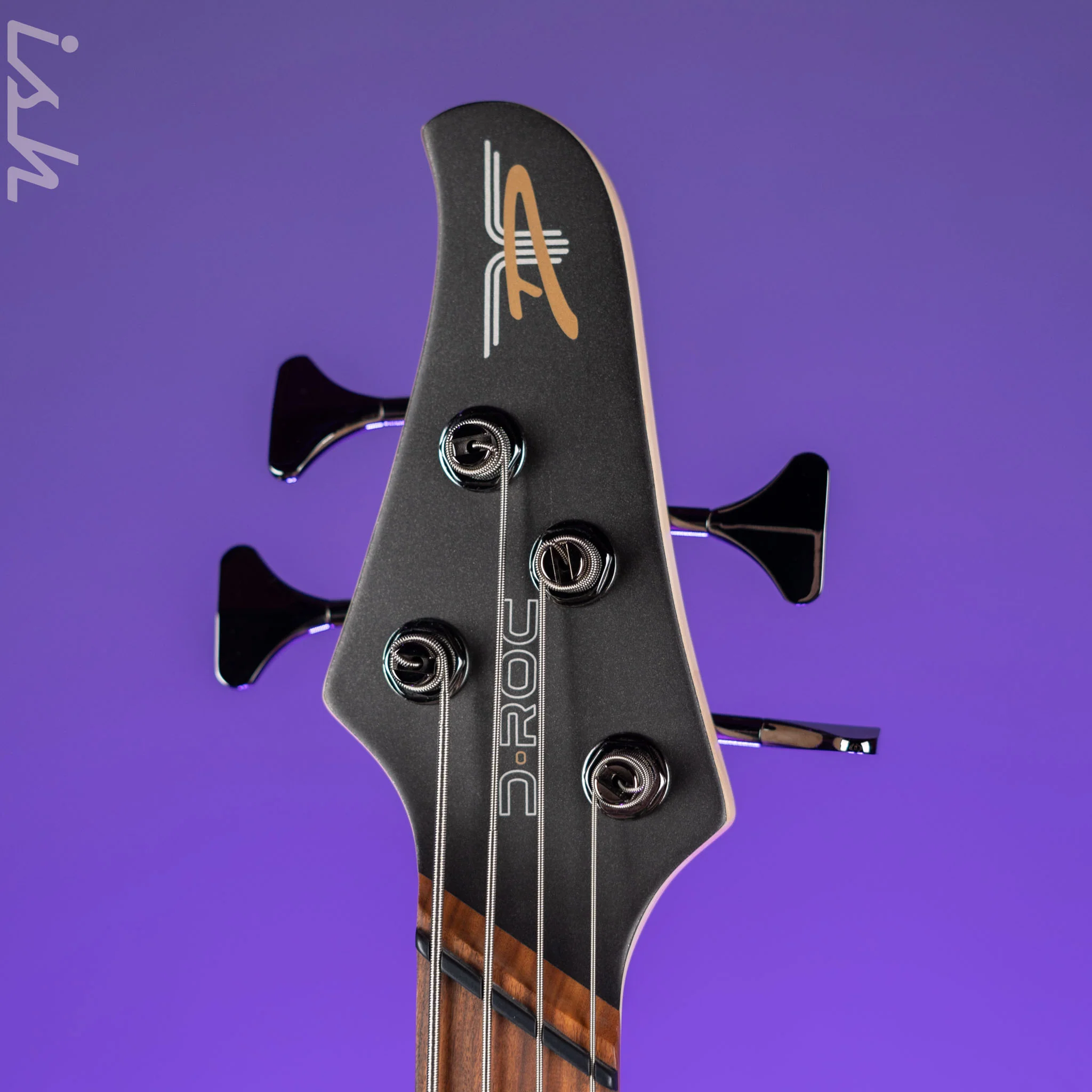 Dingwall D-Roc 4-String Bass Guitar Vintageburst - Image 5