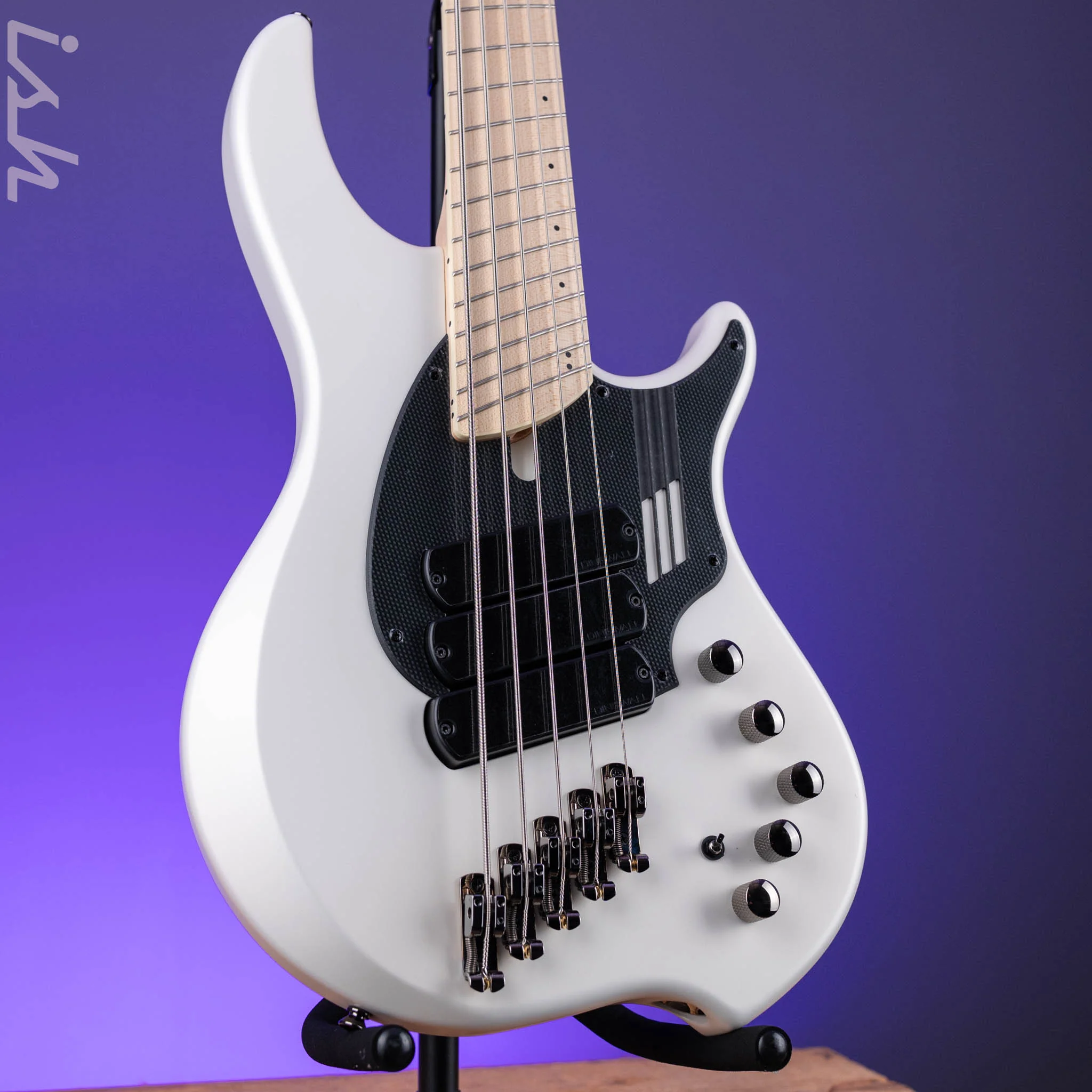 Dingwall NG-3 5-String Bass Matte Ducati Pearl White