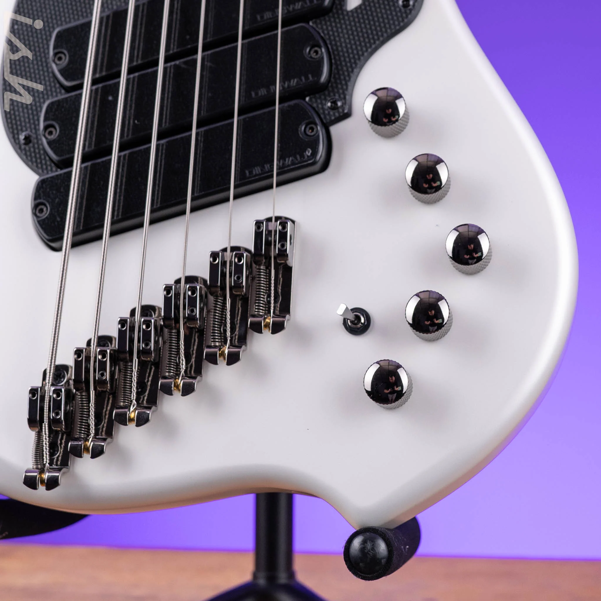 Dingwall NG-3 6-String Bass Matte Ducati Pearl White - Image 4