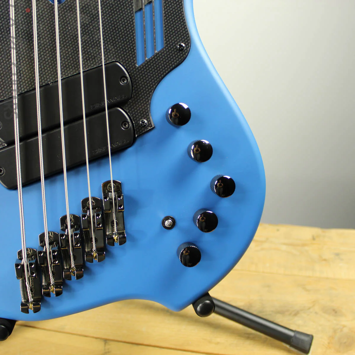 Dingwall NG2 5-String Laguna Seca Blue Maple Fretboard B-Stock - Image 3