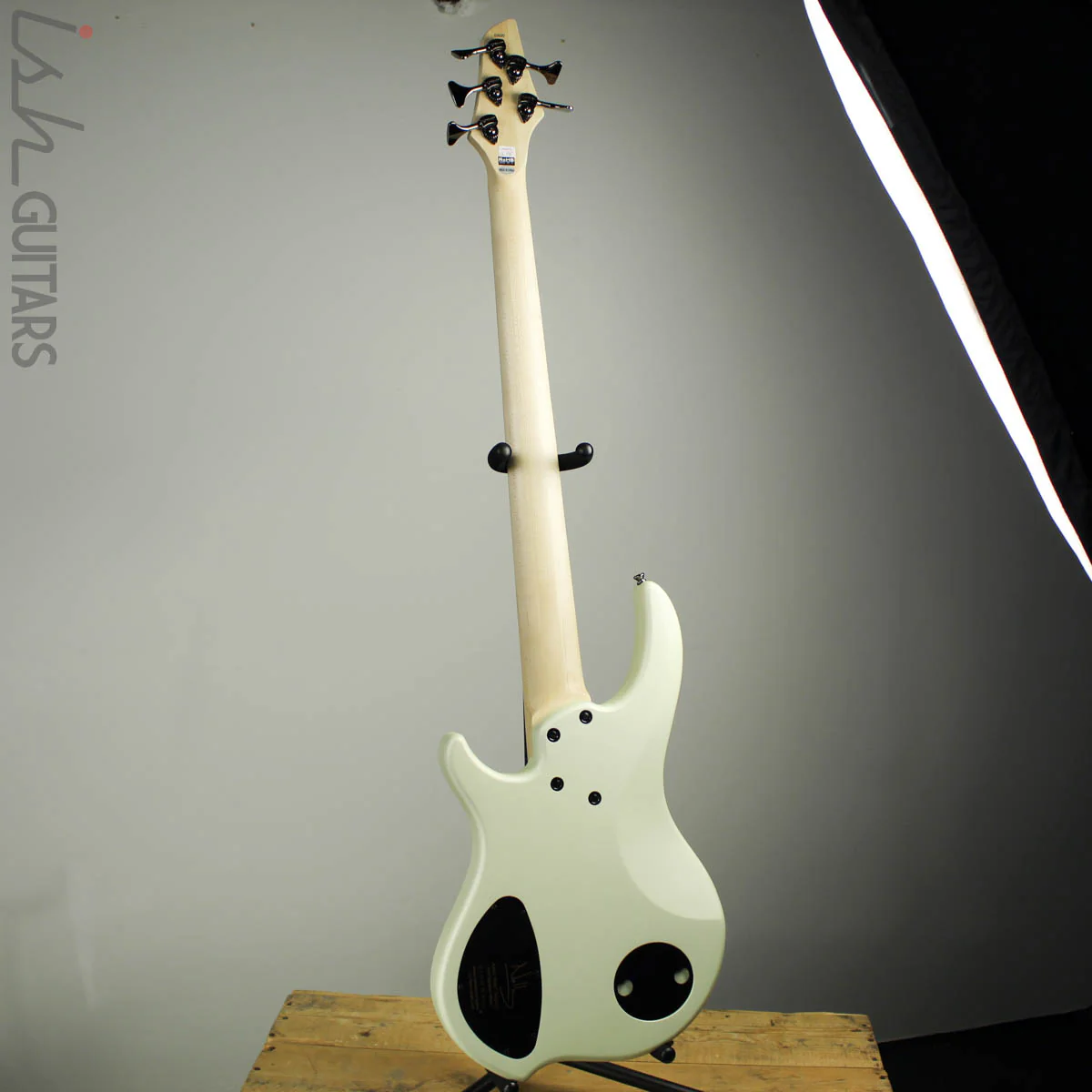 Dingwall NG3 5-String Ducati White - Image 6