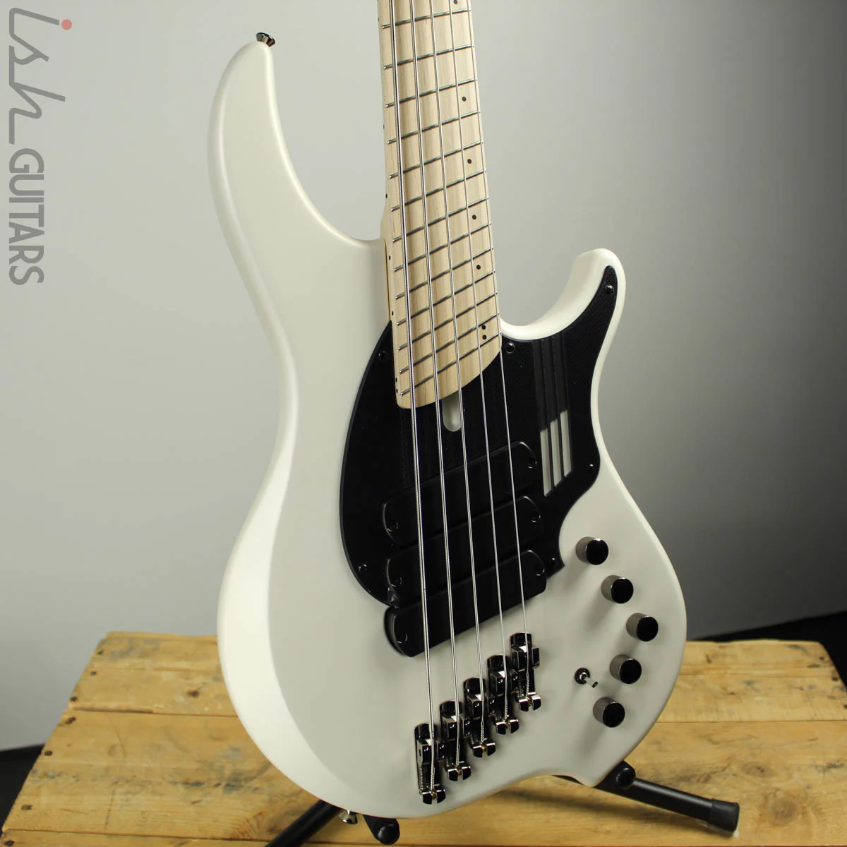 Dingwall NG3 5-String Ducati White Maple Fretboard B-Stock
