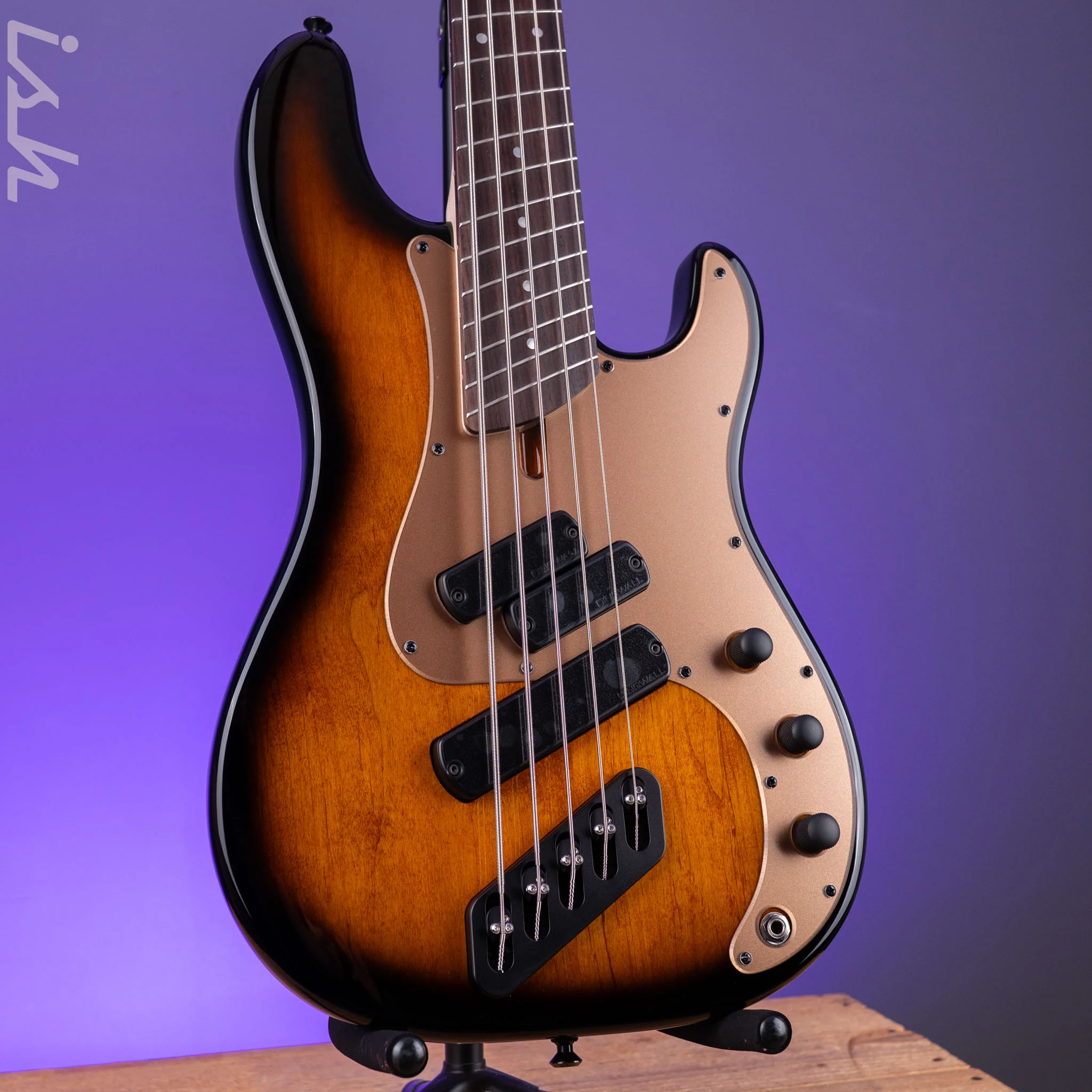 Dingwall SP1 5-String Bass Gloss Vintageburst