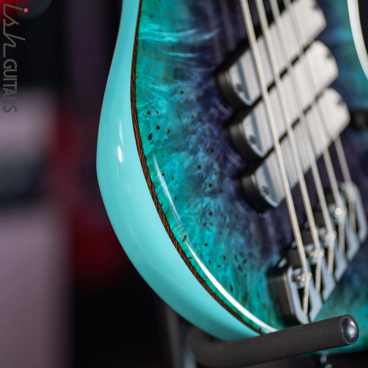 Dingwall Super J 5-String Buckeye Burl Purple to Turquoise Reverseburst - Image 7