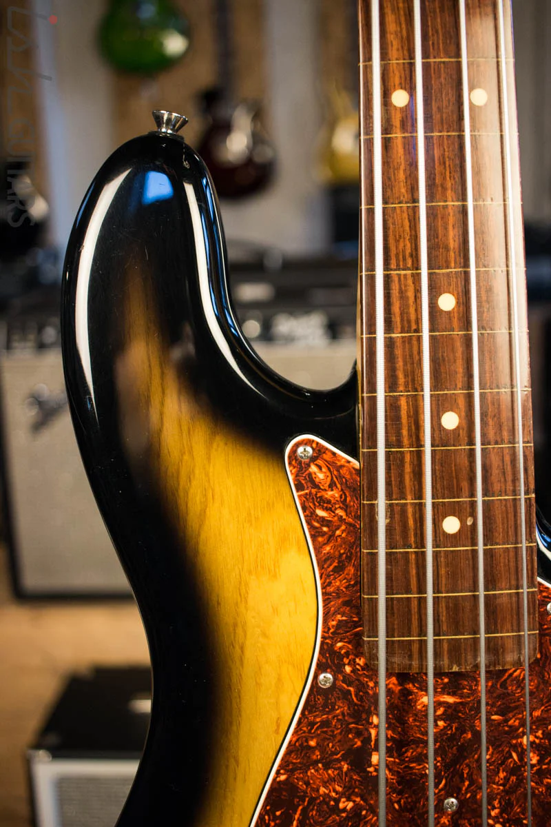 Early 90’s Schecter California Custom Fretless Jazz Bass - Image 3