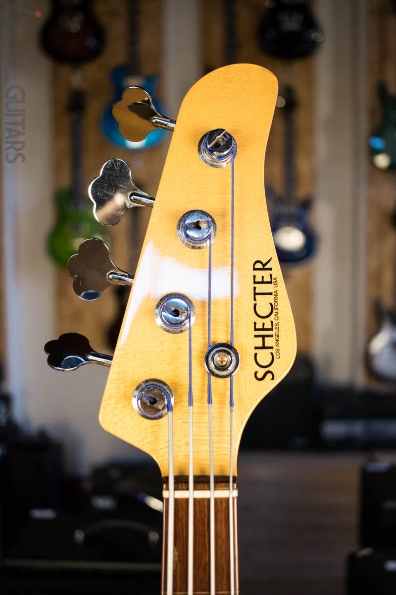 Early 90’s Schecter California Custom Fretless Jazz Bass - Image 5