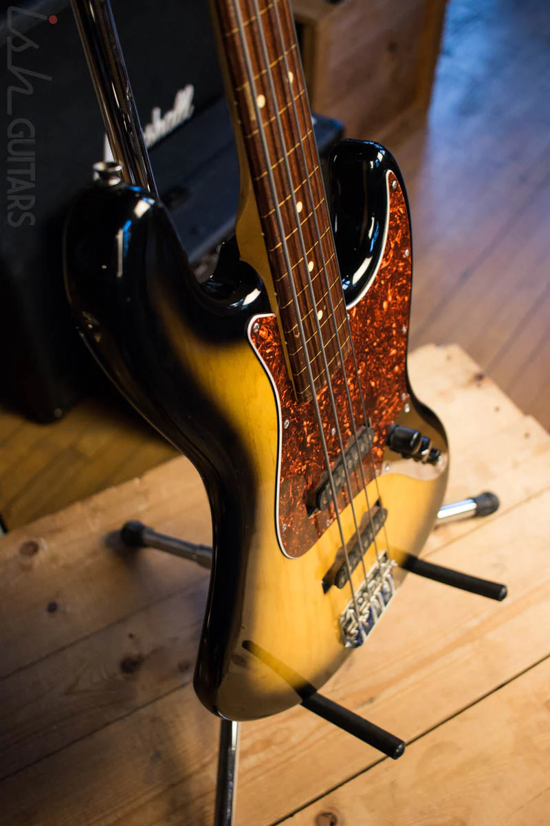 Early 90’s Schecter California Custom Fretless Jazz Bass - Image 6