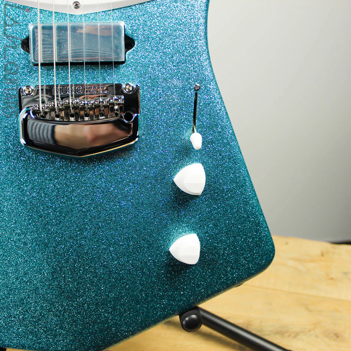 Ernie Ball Music Man BFR St. Vincent Turquoise Crush Sparkle HHH - Image 3