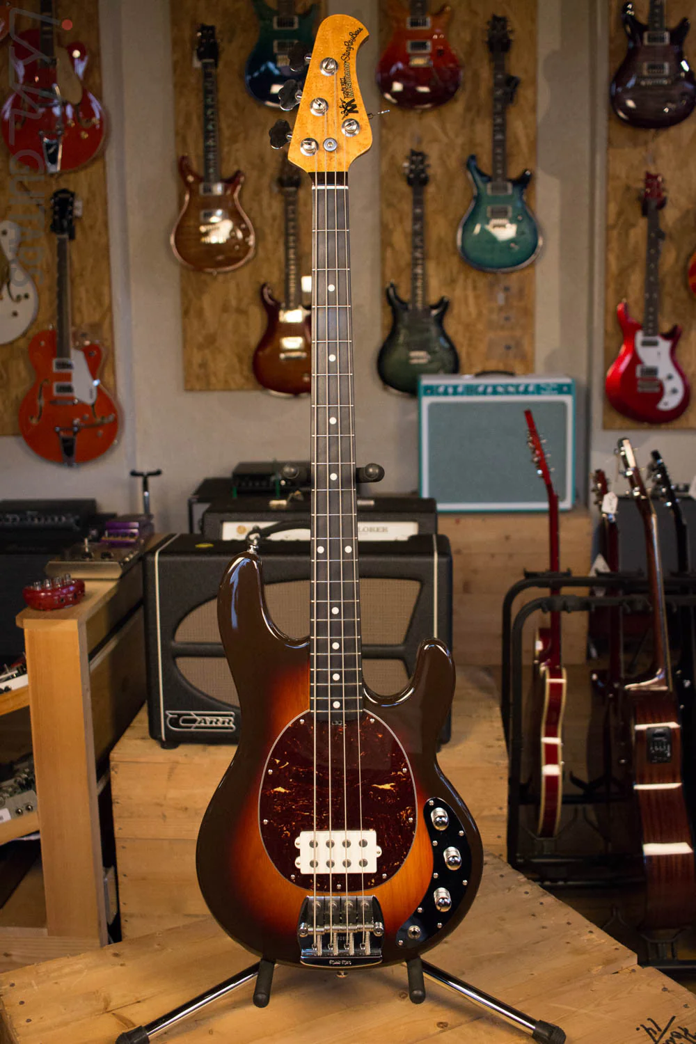 Ernie Ball Music Man Stingray Classic CUSTOM - Image 2