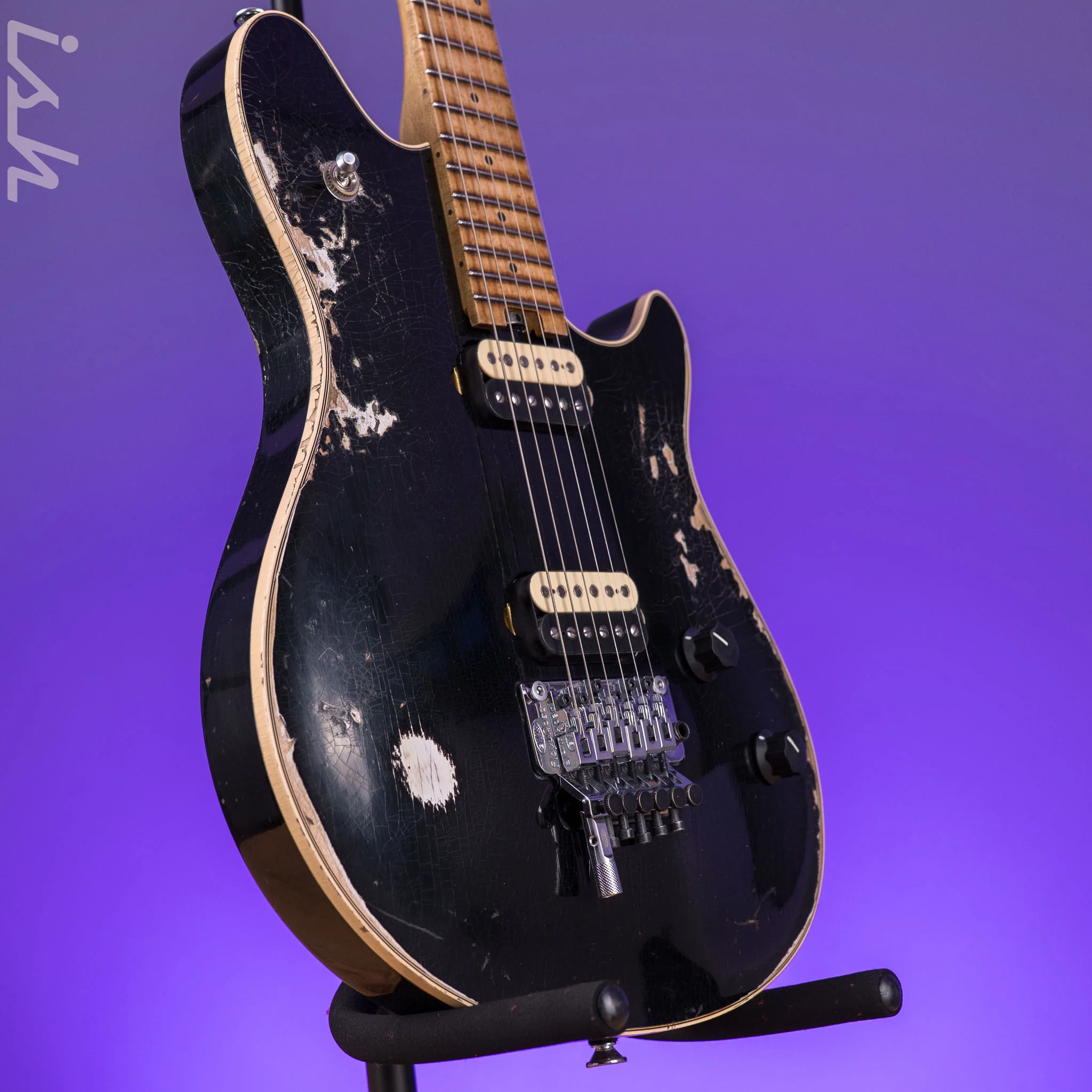 EVH® Custom Shop USA Special Edition Wolfgang® Black Nitro-Tour - Image 3