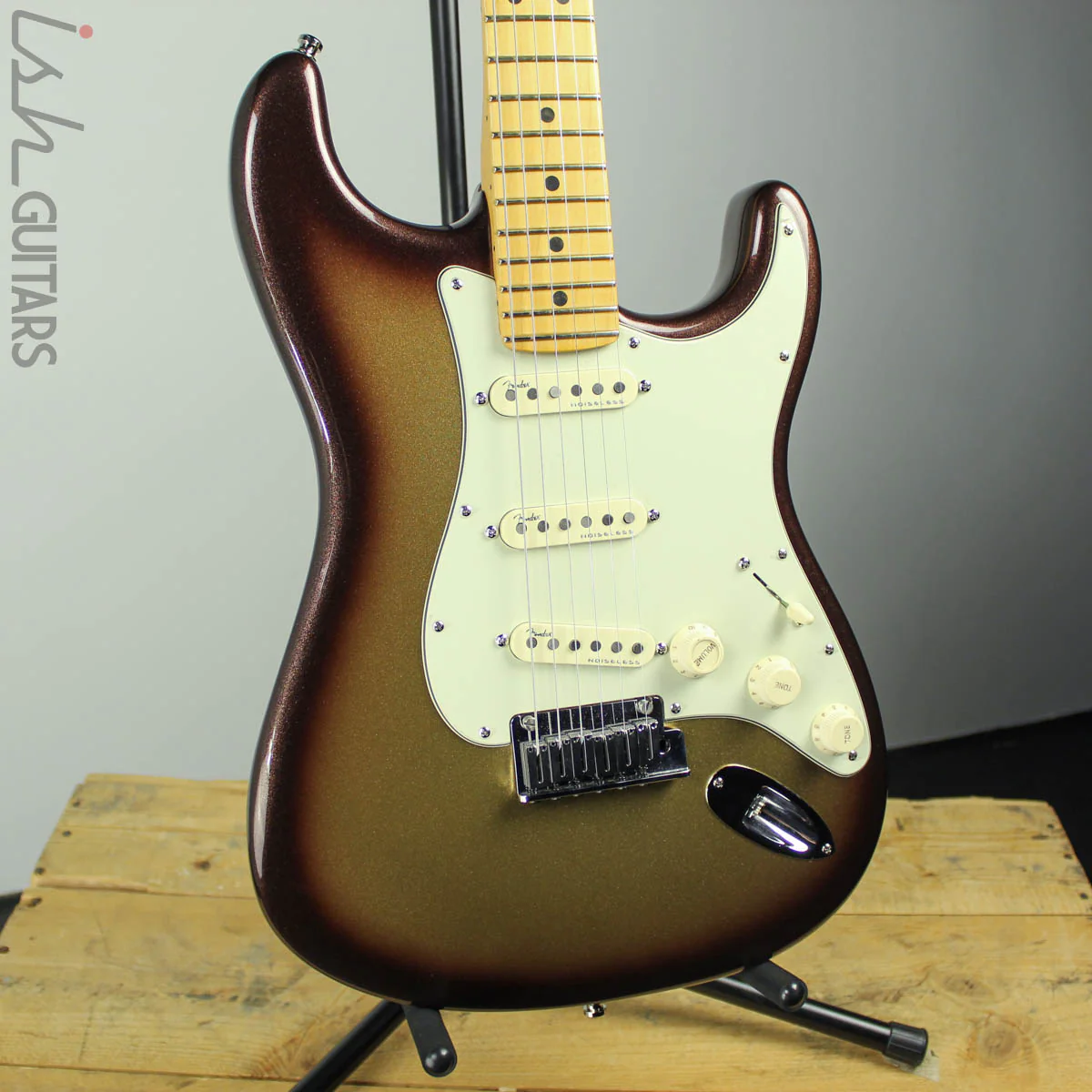 2019 Fender American Ultra Stratocaster Mocha Burst