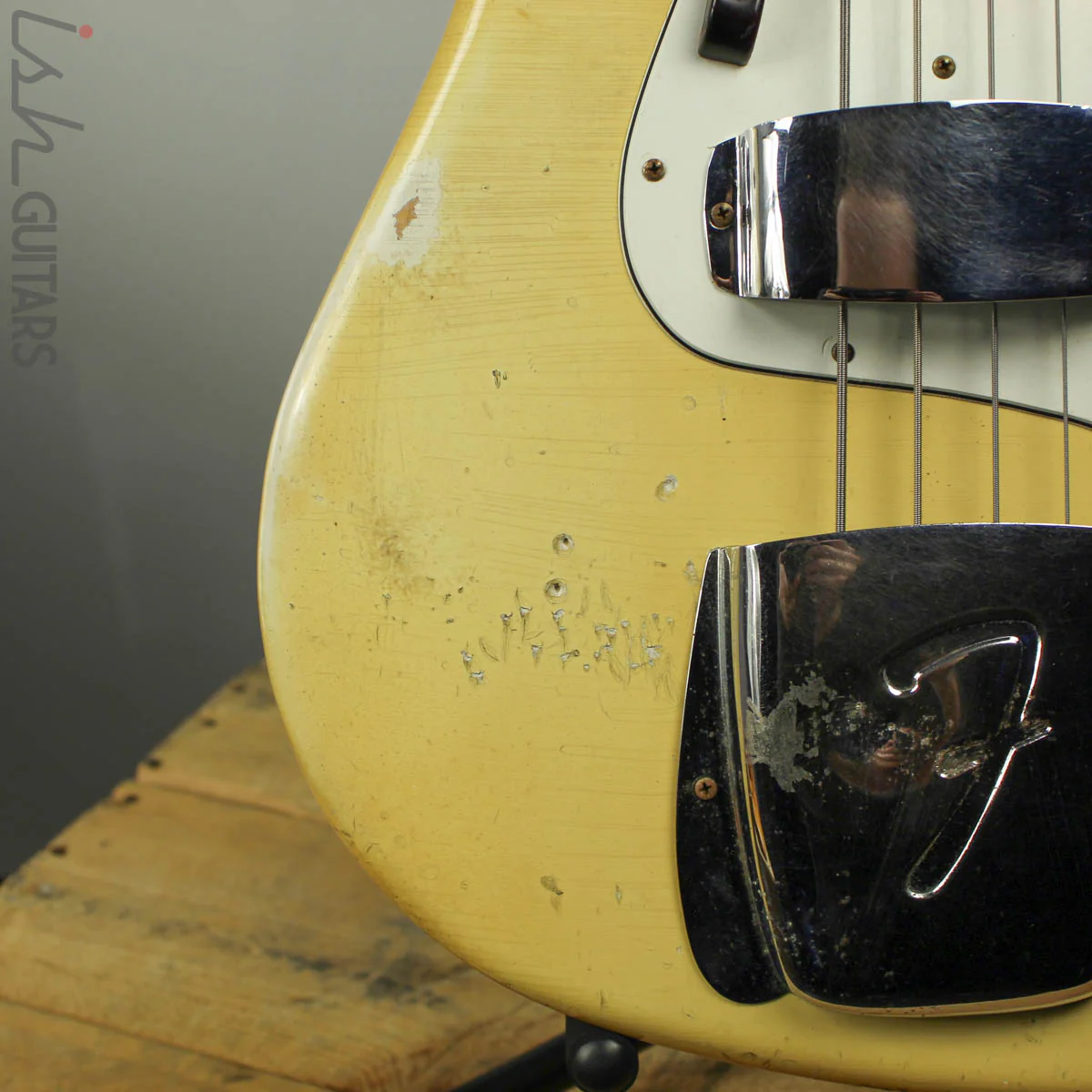 1976 Fender Jazz Bass Rare Olympic White - Image 5