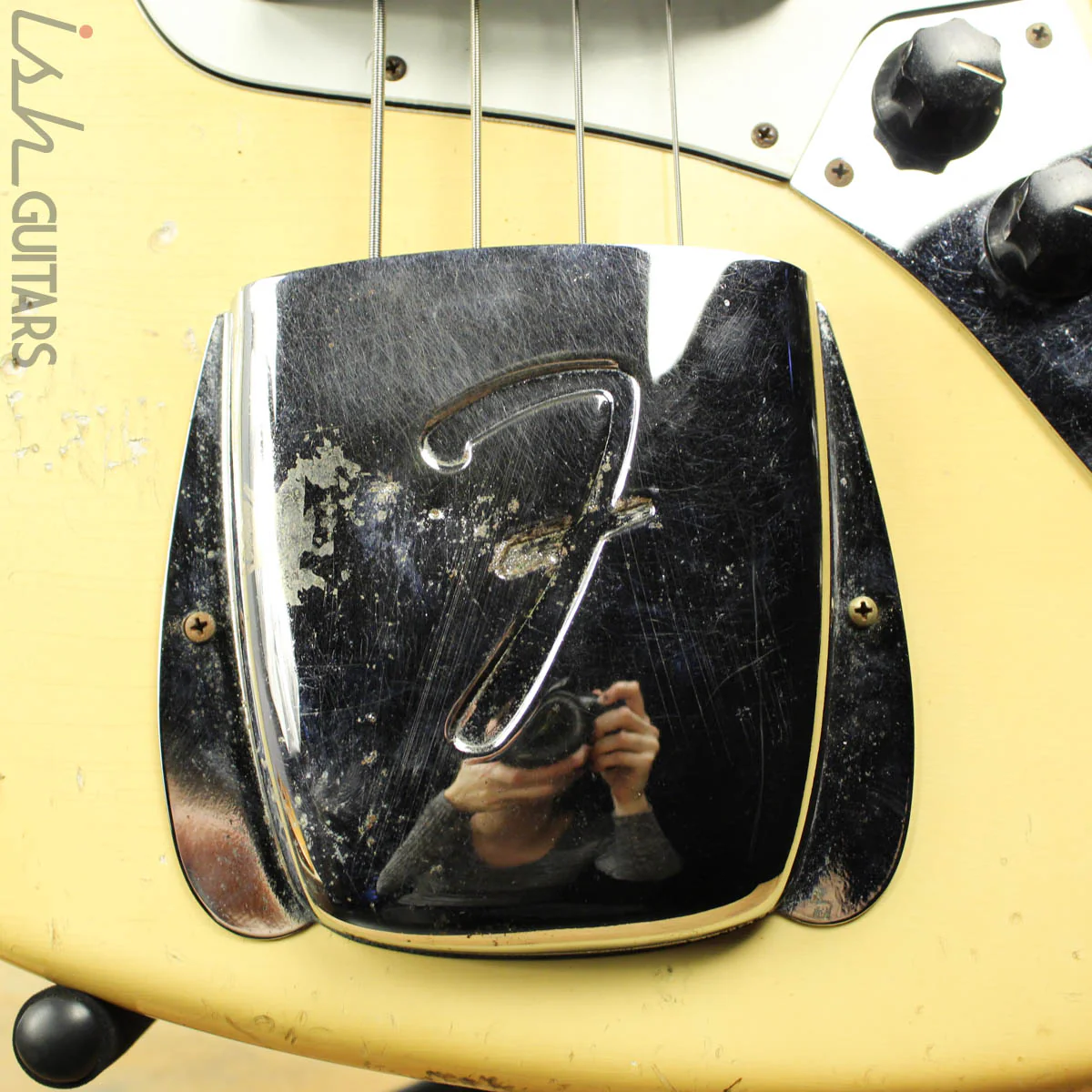 1976 Fender Jazz Bass Rare Olympic White - Image 7