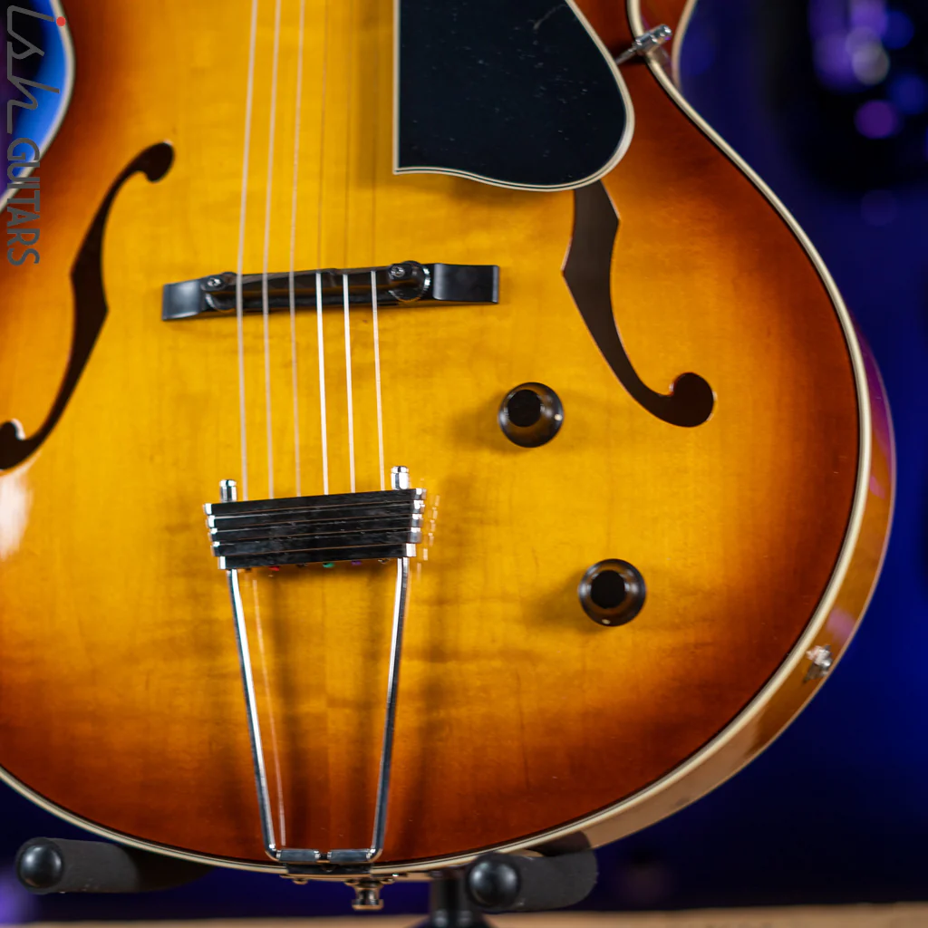 Godin 5th Avenue Jazz Sunburst HG SF - Image 4