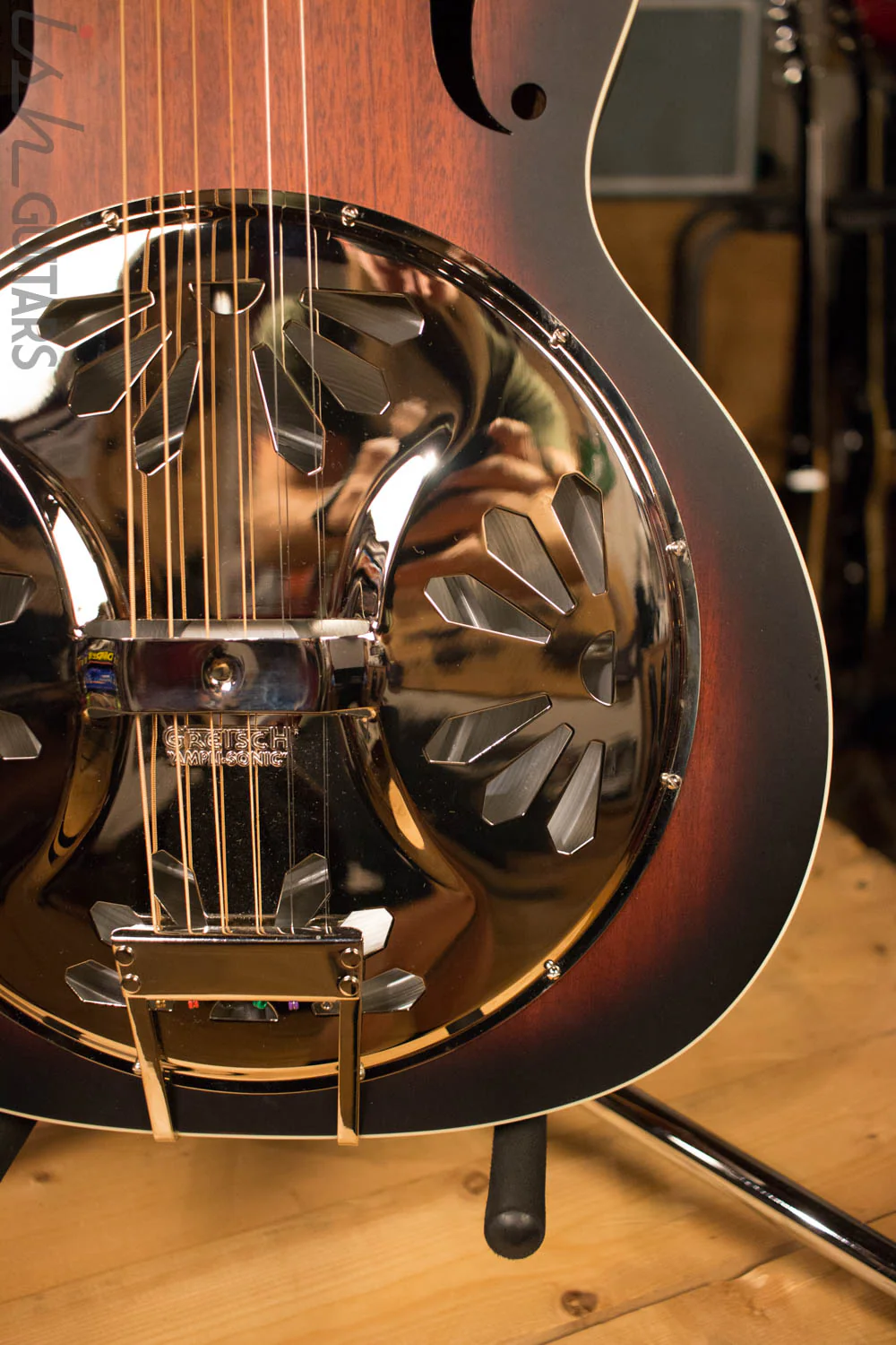 Gretsch Root Series G9220 Bobtail Round Neck Acoustic/Electric Resonator Guitar - Image 4