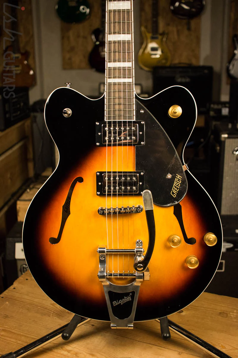 Gretsch G2622T Streamliner Center Block with Bigsby Aged Brooklyn Burst