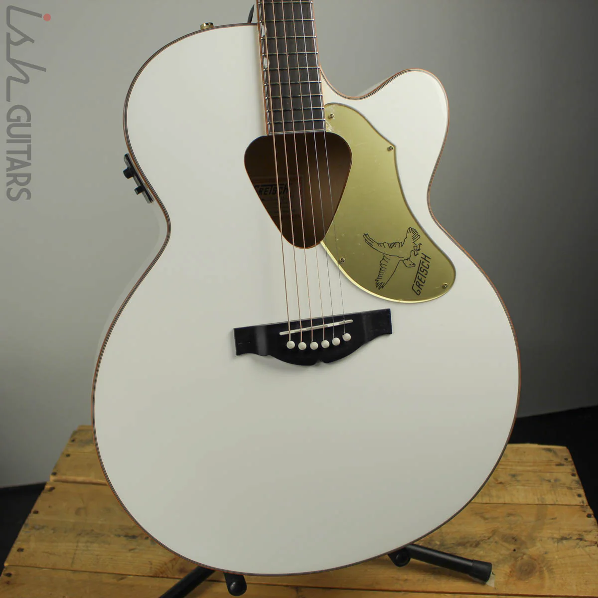 Gretsch G5022CWFE Rancher Falcon Jumbo Electric Acoustic White
