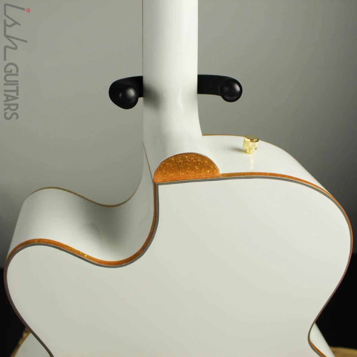 Gretsch G5022CWFE Rancher Falcon Jumbo Electric Acoustic White - Image 10