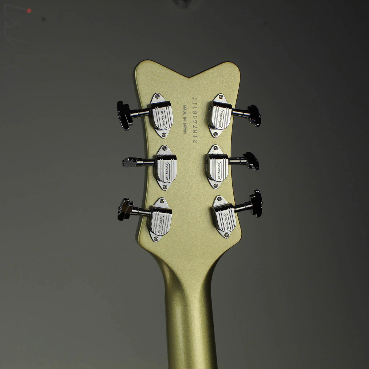 Gretsch G6134T Limited Edition Penguin with Bigsby Casino Gold - Image 9