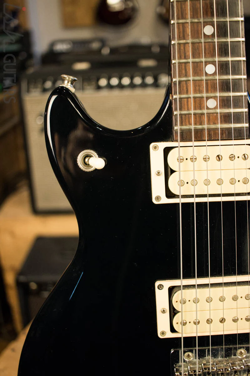 Hondo II Professional Double Cutaway Black - Image 3