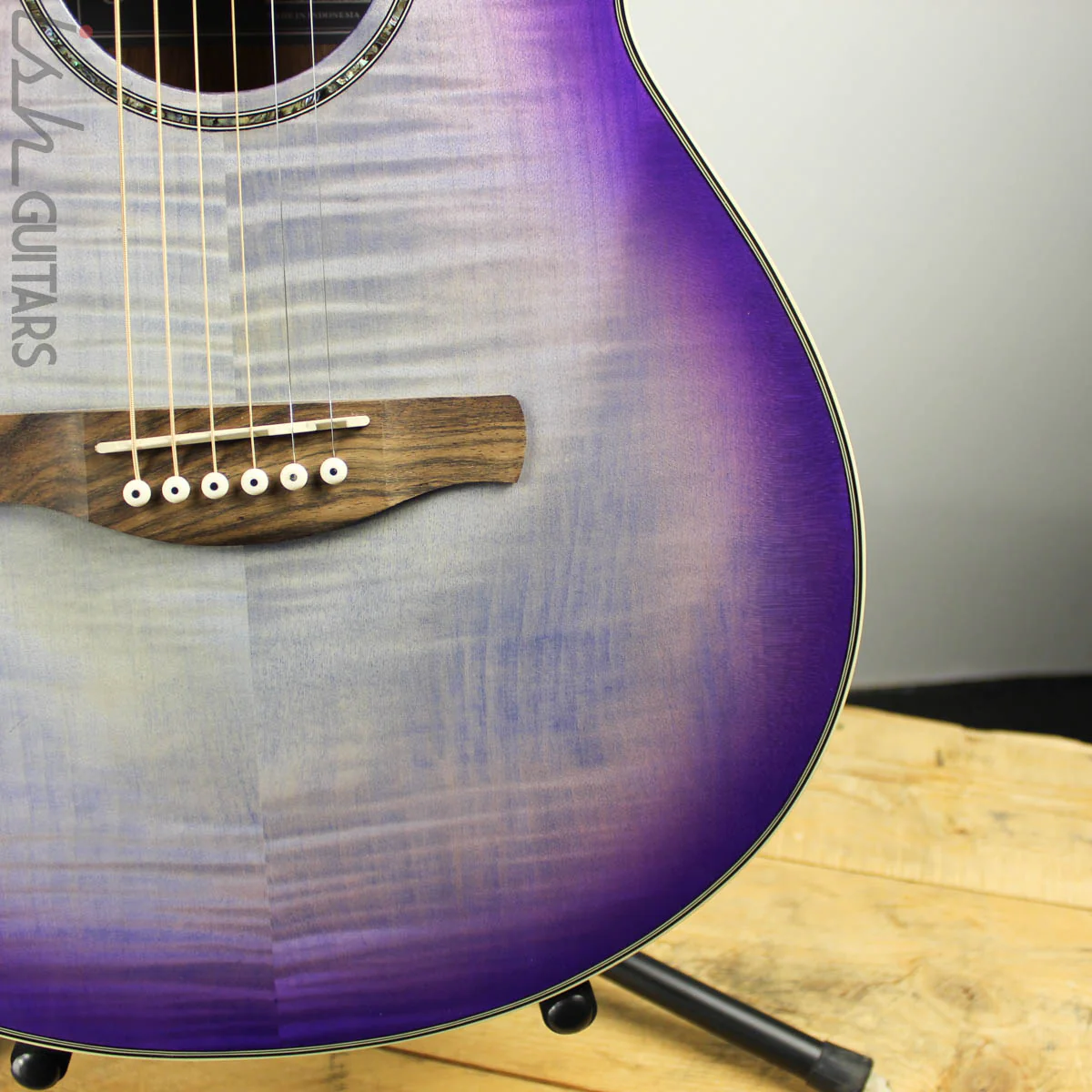 Ibanez AEG18II Purple Iris Burst - Image 3