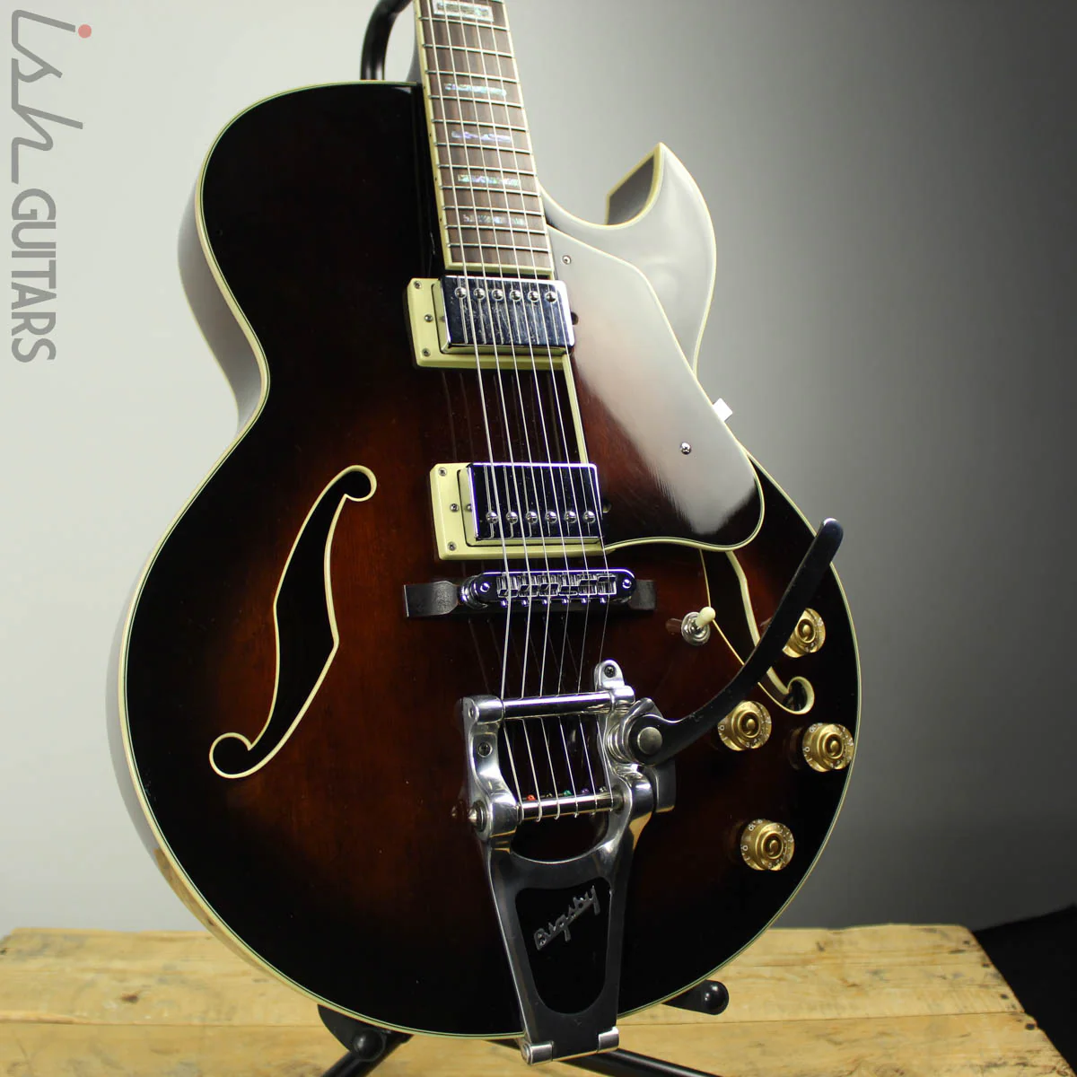 2004 Ibanez Artcore AK85-DVS