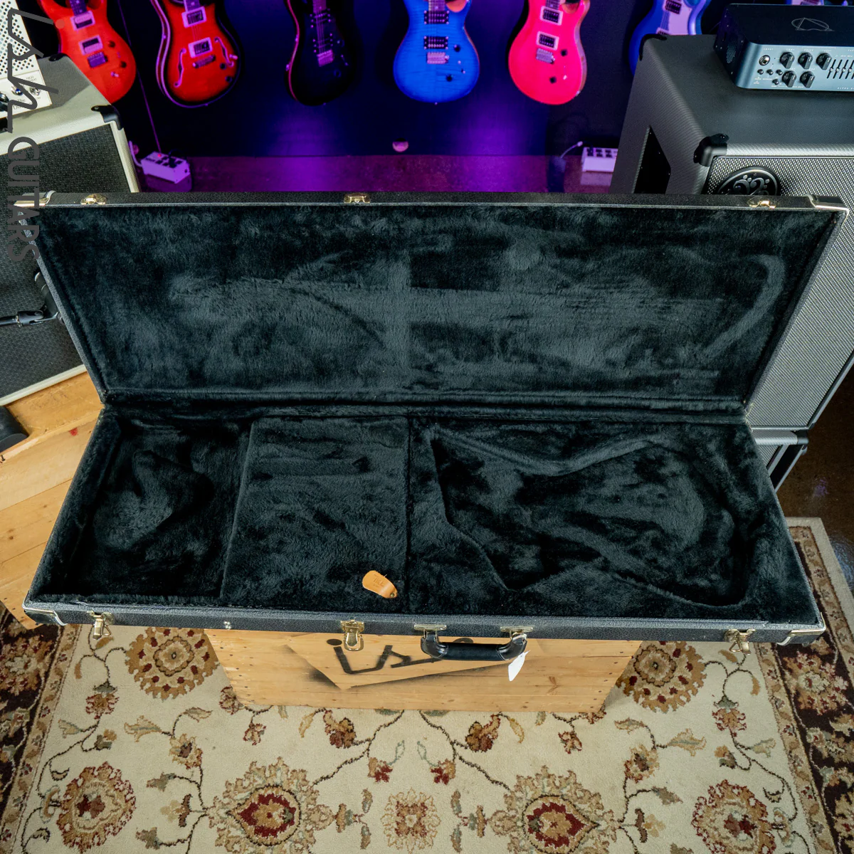 Ibanez Iceman Case Black - Image 3