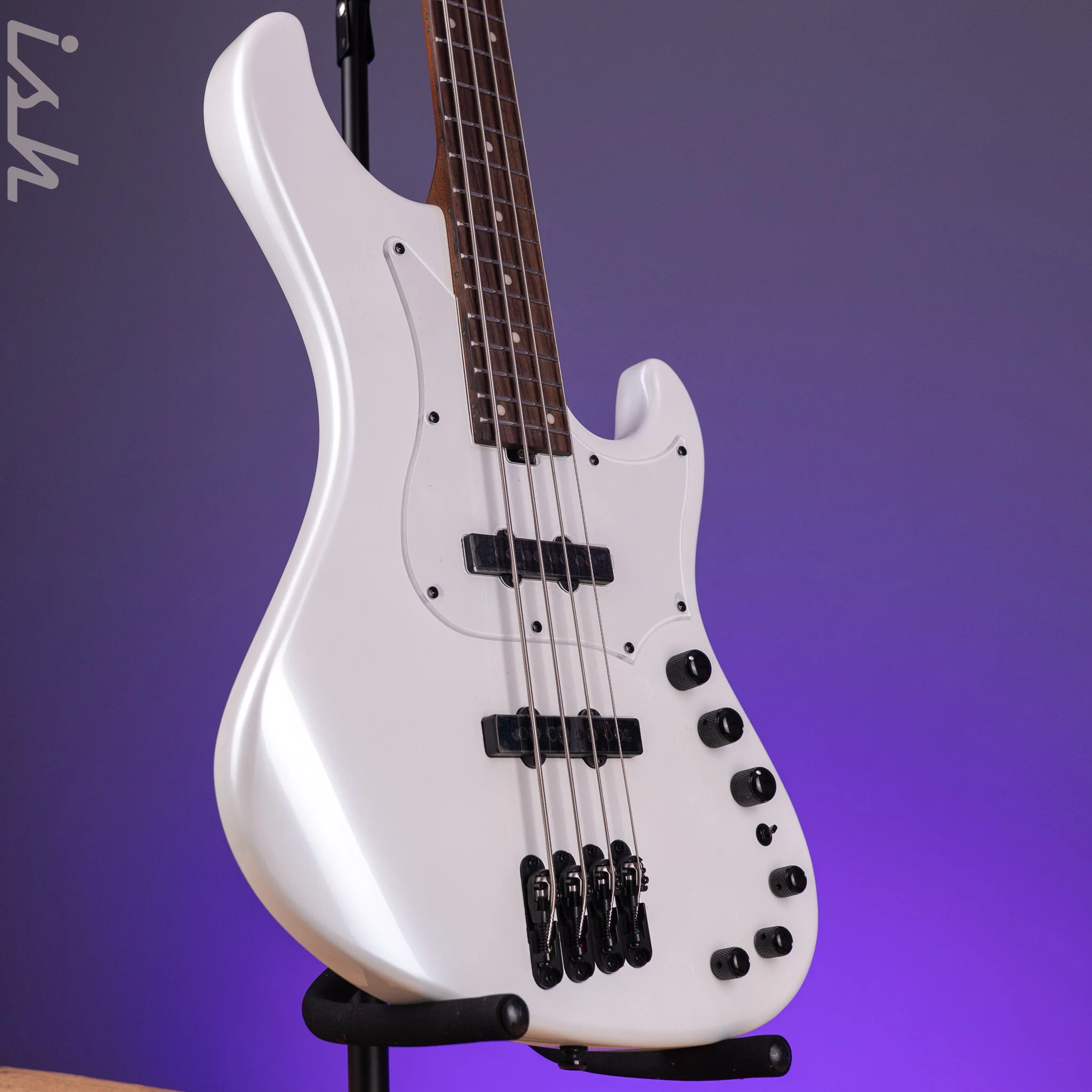 Ibanez Mode MDM1000 4-String Bass Pearl White - Image 3