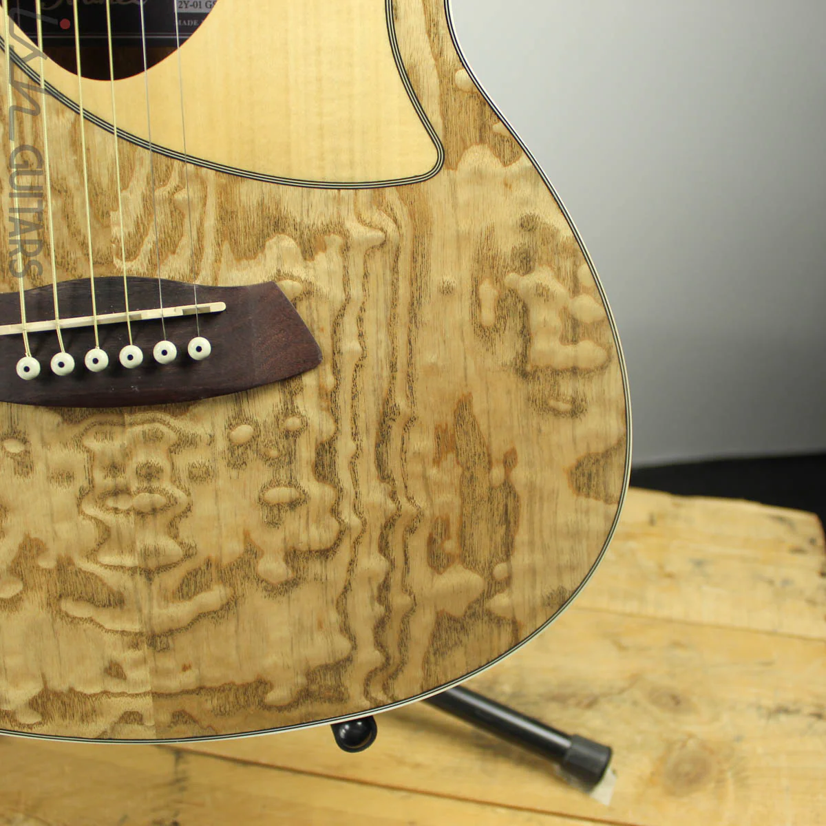 Ibanez TCM50NT Talman Acoustic Electric Guitar Figured Ash - Image 3