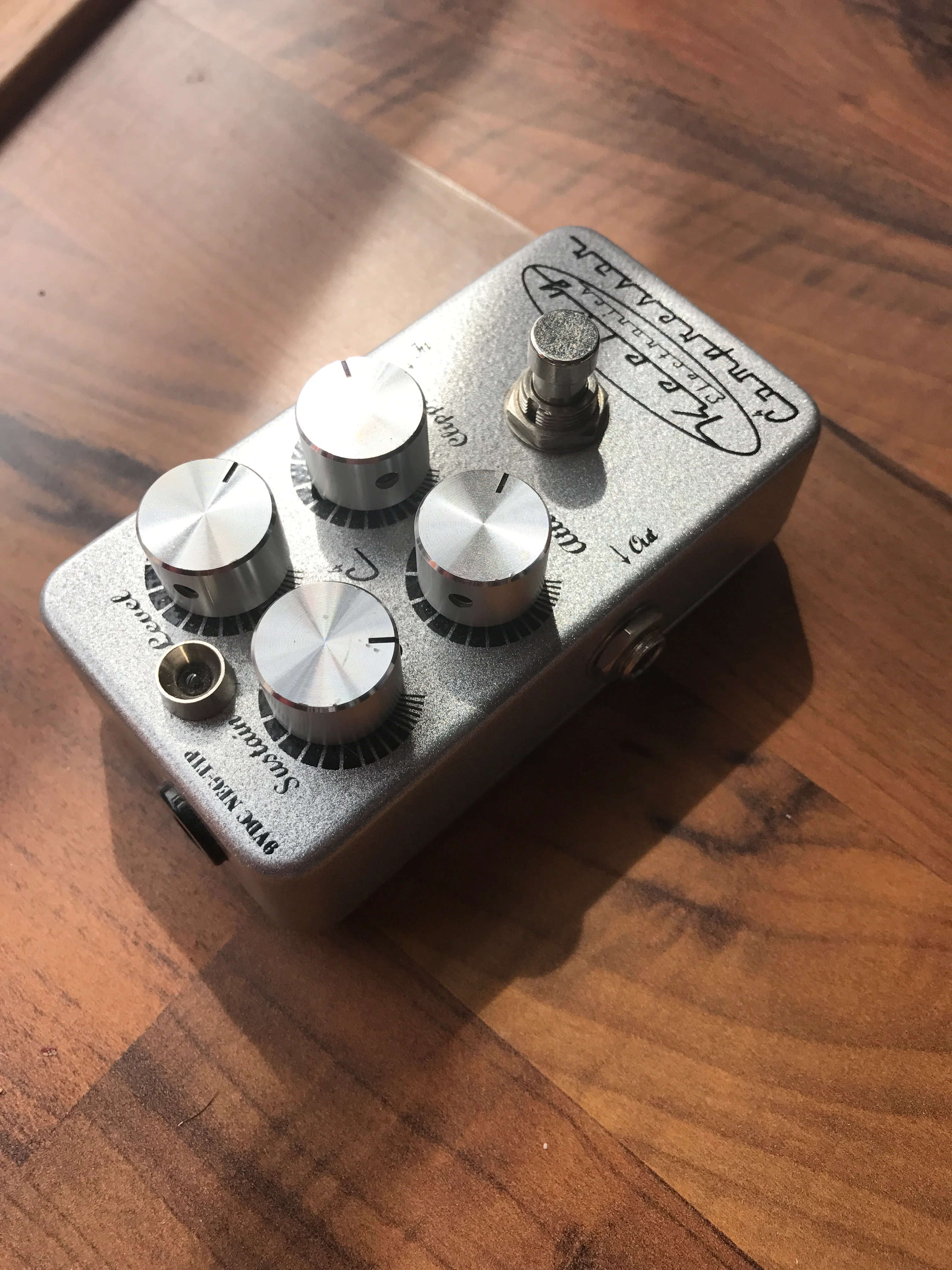 Keeley 4 Knob Compressor Silver - Image 2