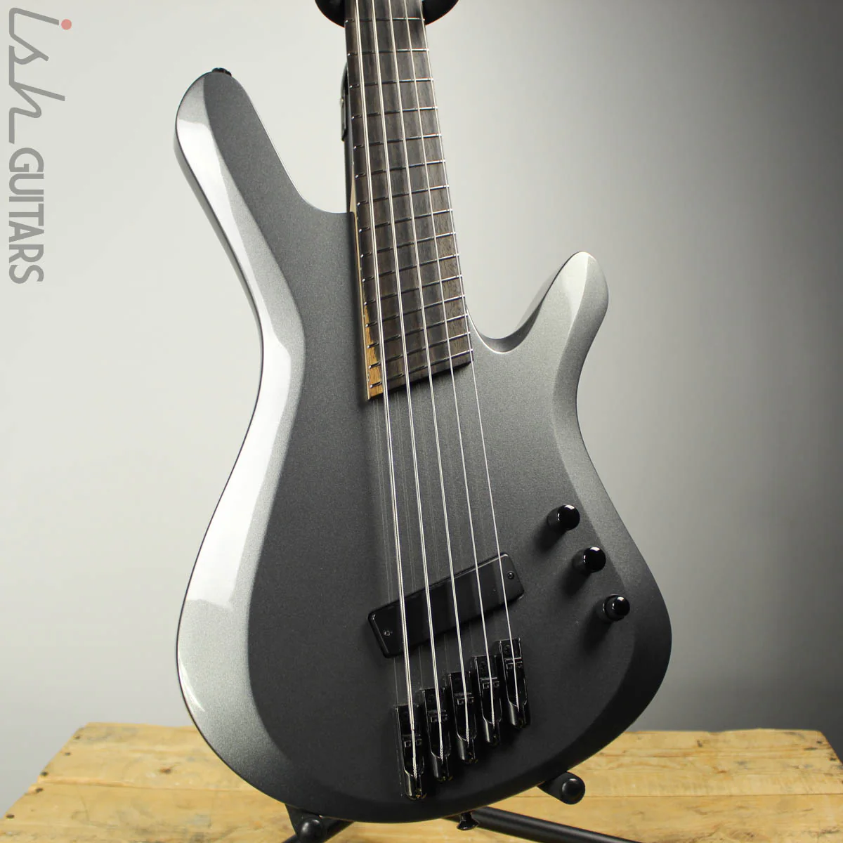 2018 Kiesel Vanquish Multi-scale 5-String Bass