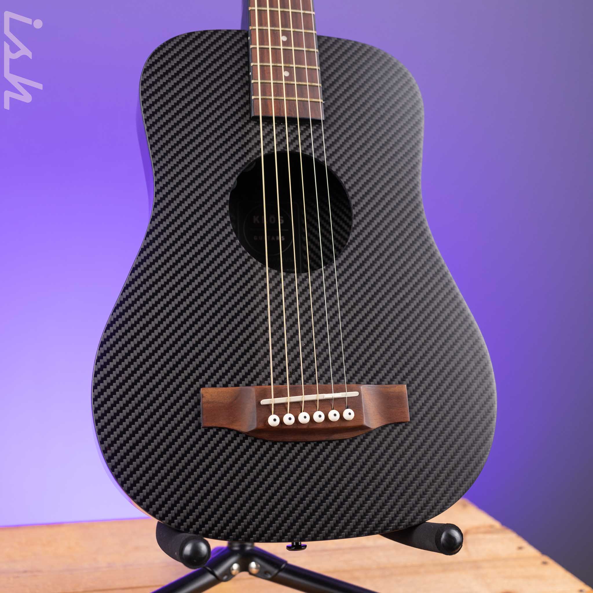 Klos Travel Hybrid Travel Guitar Black Carbon Fiber
