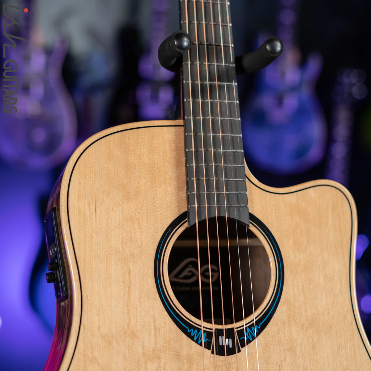 Lâg THV30DCE Dreadnought Hyvibe Tramontane Smart Guitar - Image 5