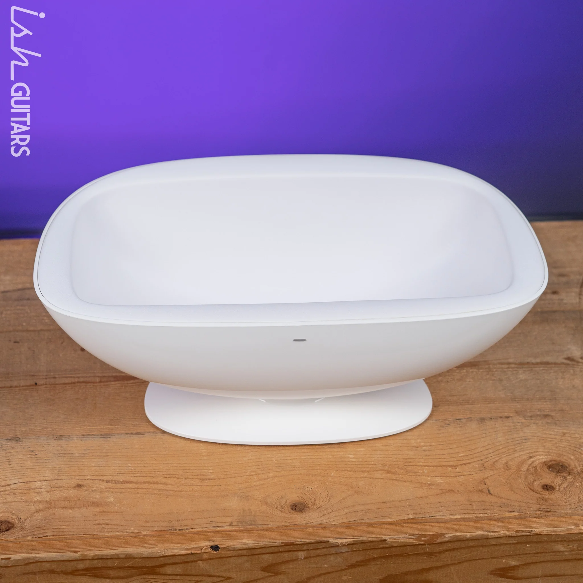 Lava Music Lava Me 3 Space Charging Dock 36” Space White