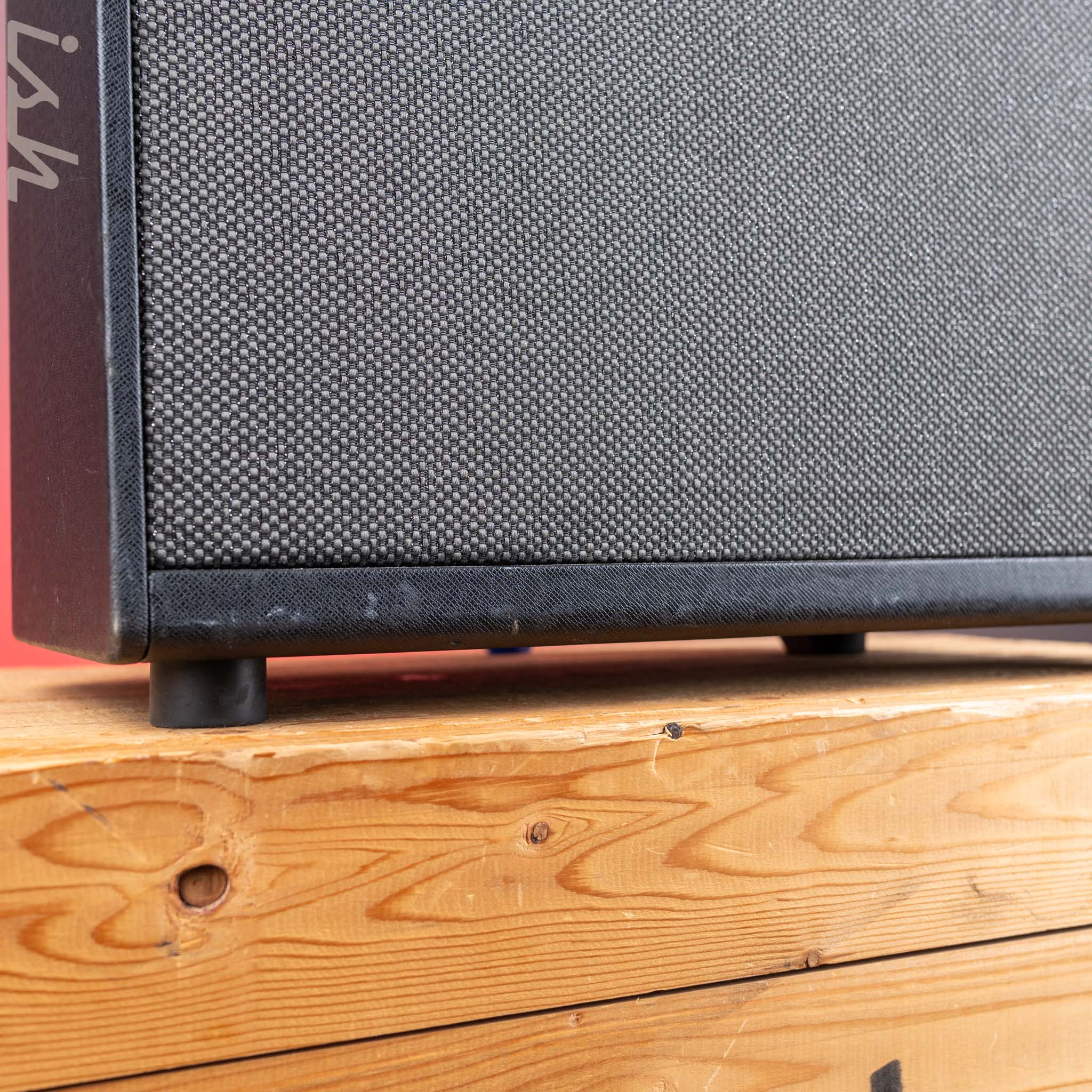 2020s Line 6 POWERCAB 112 Plus Active Guitar Speaker System - Image 4