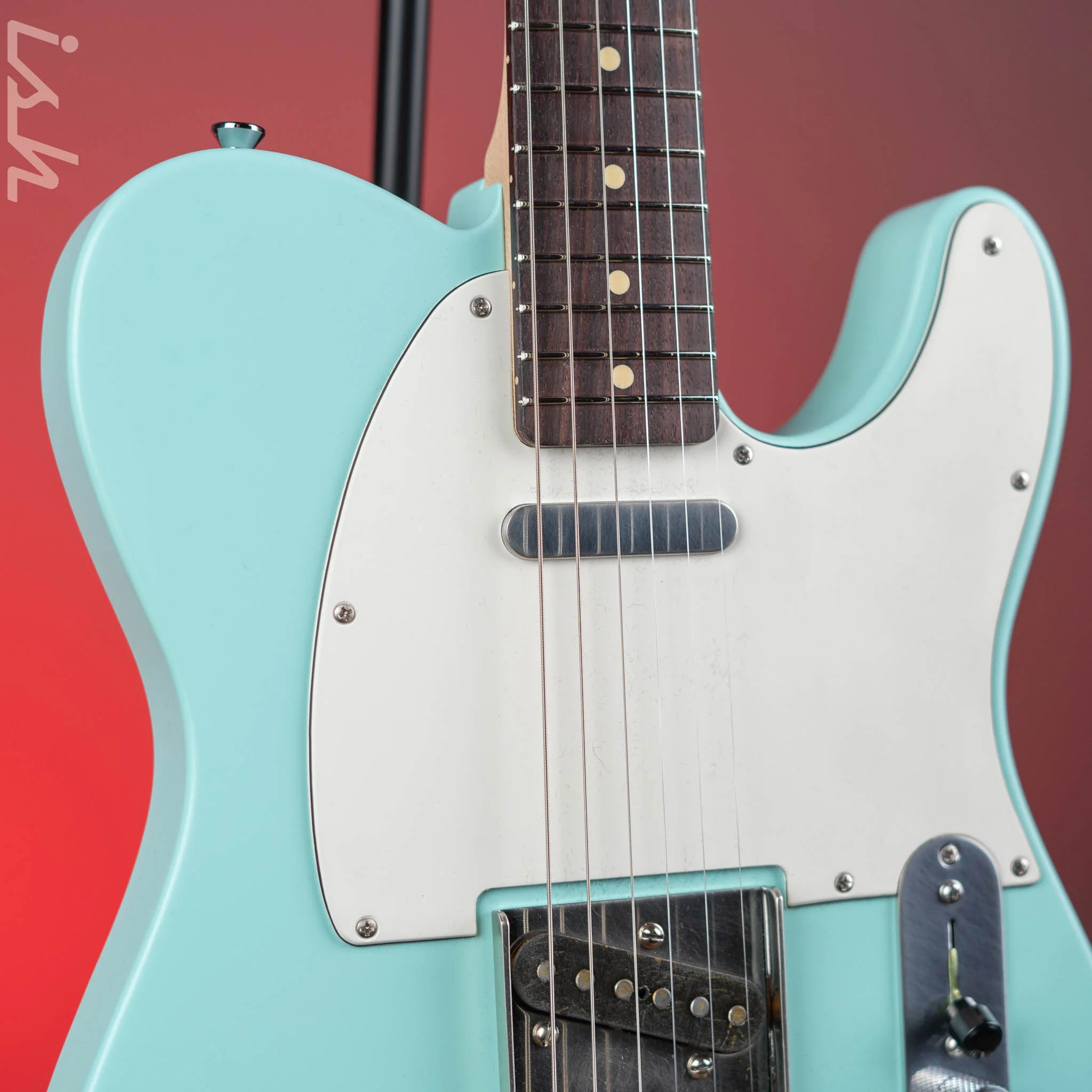 LSL T-Bone One Seafoam Green Satin - Image 3