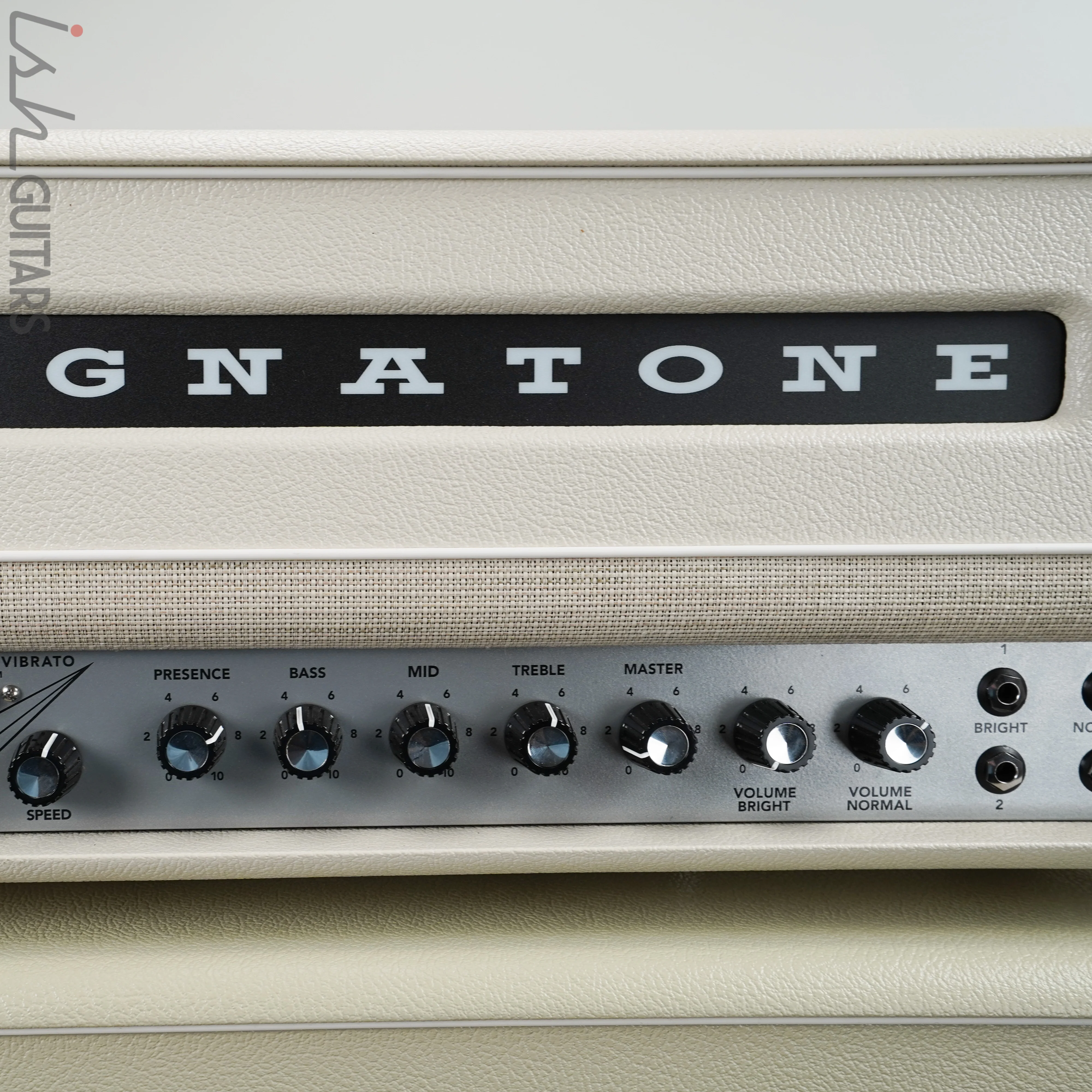 Magnatone Limited Edition White Super 59 MKII Head and Cabinet - Image 3