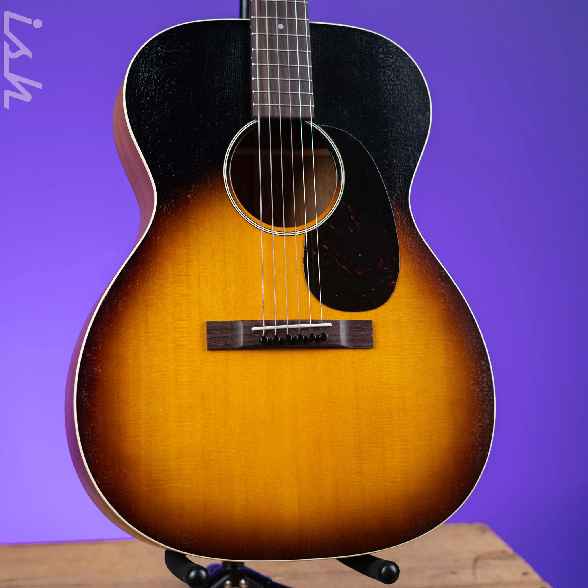 Martin 000-17 Acoustic Guitar Whiskey Sunset Satin