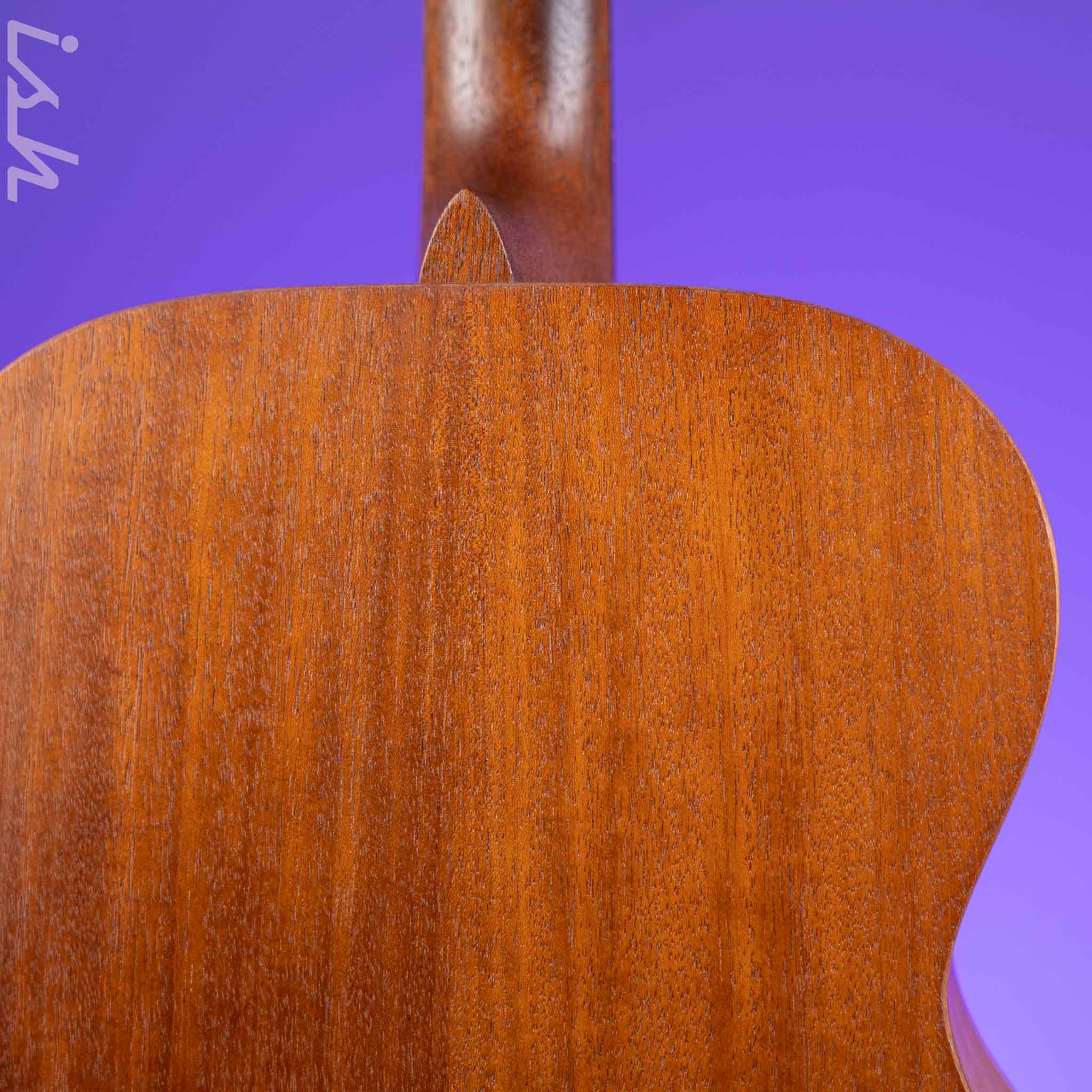 Martin 000-17 Acoustic Guitar Whiskey Sunset Satin - Image 8