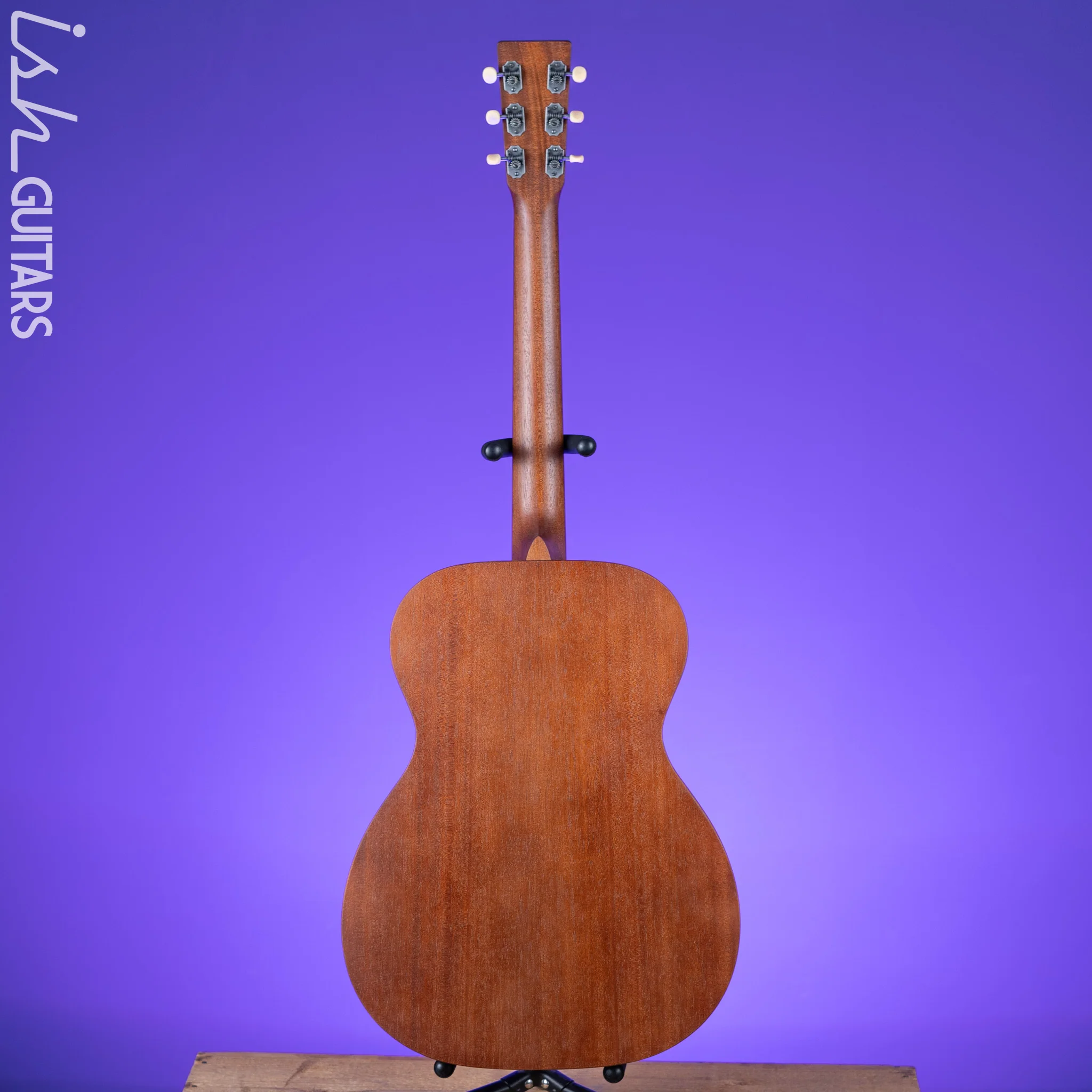 Martin 000-17 Acoustic Guitar Whiskey Sunset Satin - Image 6