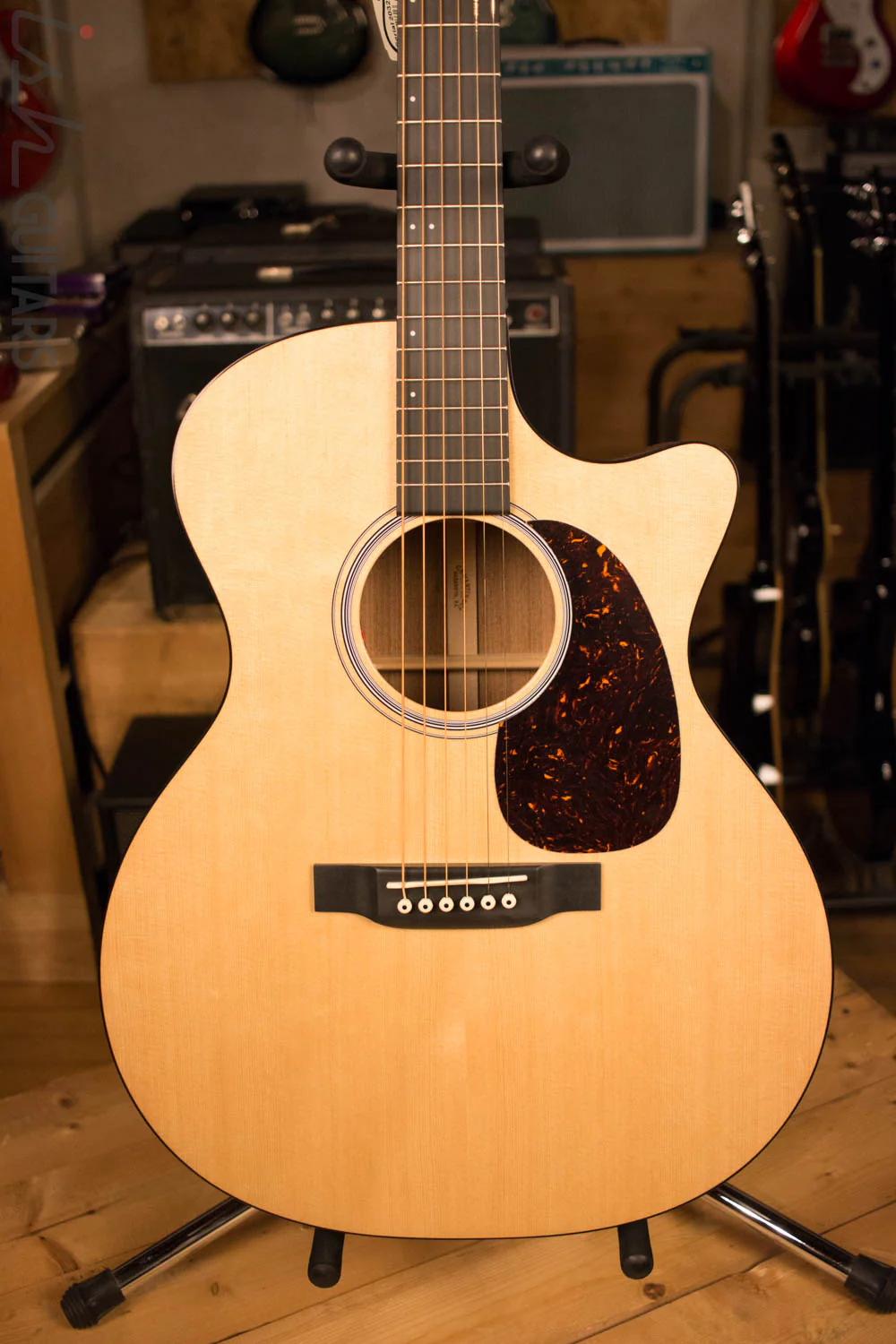 2017 Martin Performing Artist Series GPCPA4 Grand Performance Acoustic-Electric Guitar