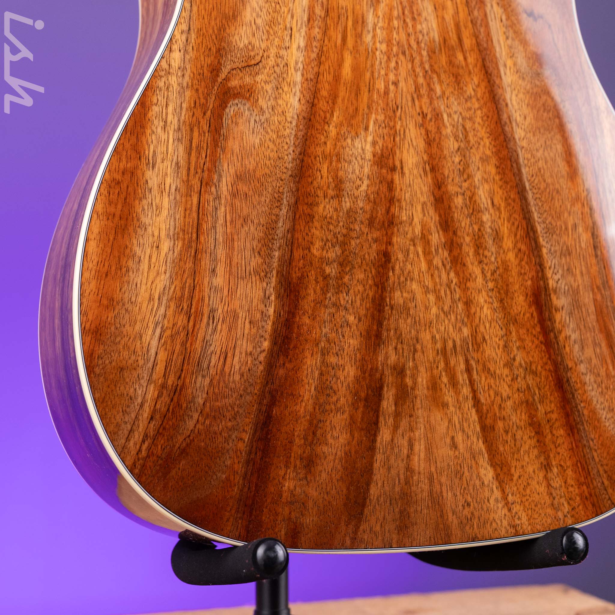 Martin O’ahu™ HG-28 Special Edition Acoustic Guitar - Image 11