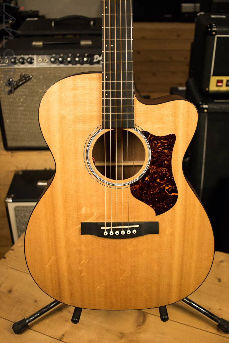 2017 Martin Performing Artist Series OMCPA4 Acoustic Guitar