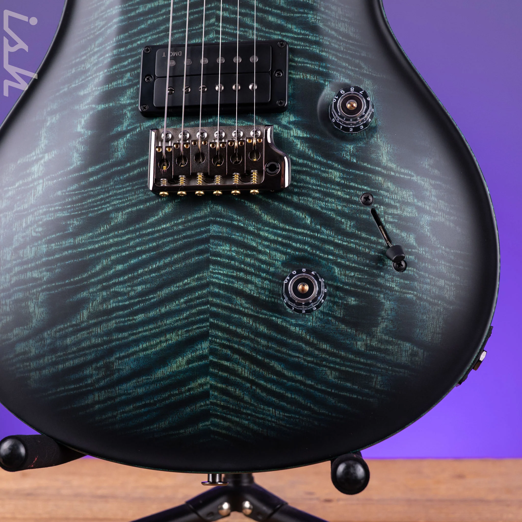PRS Custom 24 Satin Limited Edition 40th Anniversary Cobalt Smokeburst - Image 5