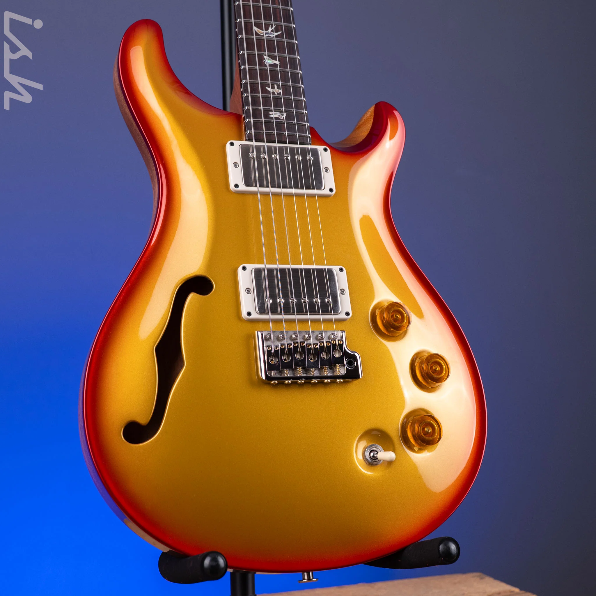 PRS DGT Semi-Hollow Limited Gold Top Cherry Burst